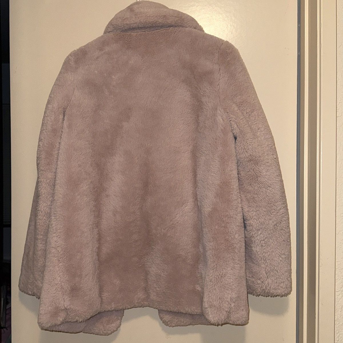 Elie Tahari TAHARI violet faux fur coat in pale pink Size S / US 4 / IT 40 - 3 Thumbnail