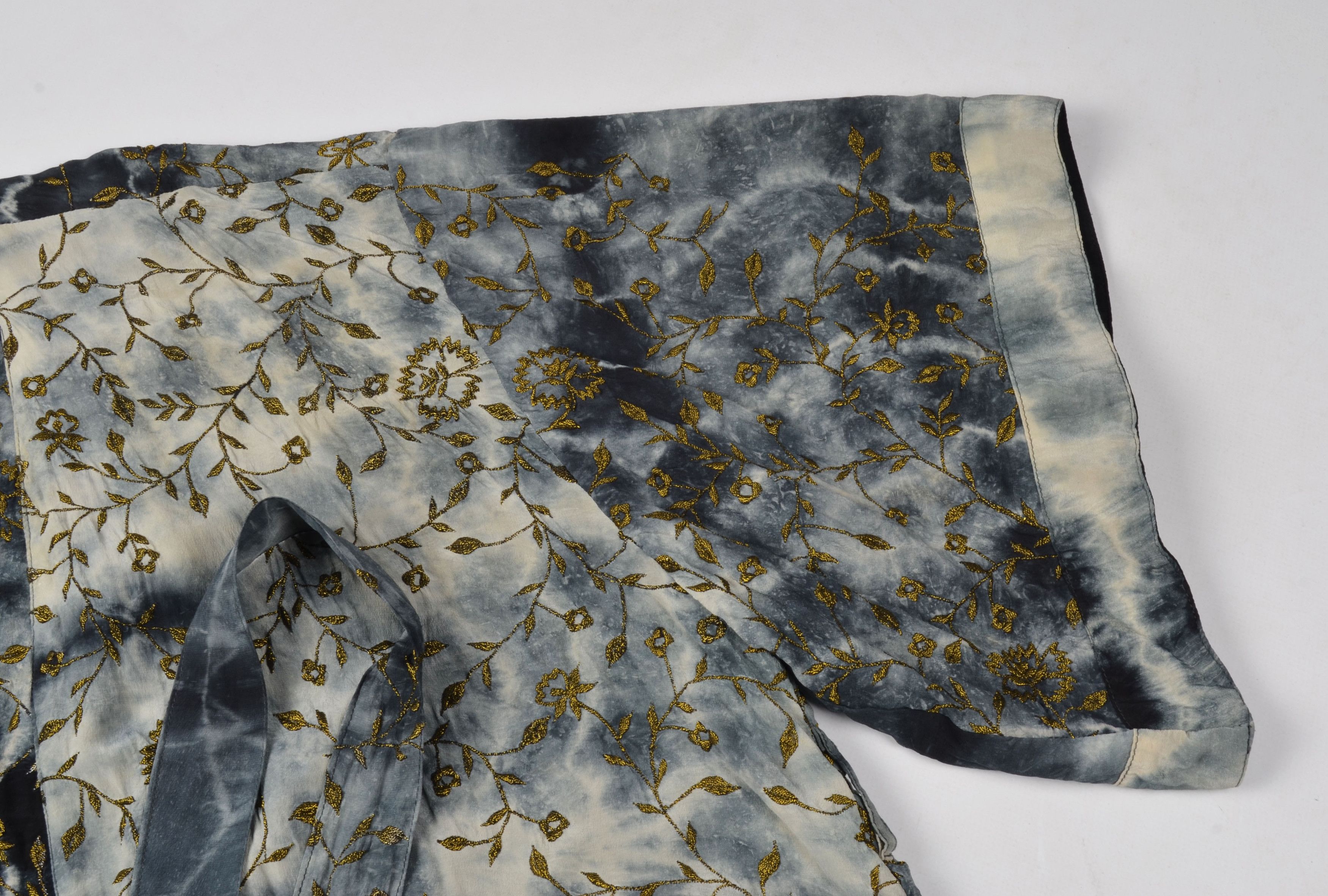 Other Cofur Denmark Tie Dye Full Embroidered Silk Bardot Kimono Size ONE SIZE - 7 Thumbnail