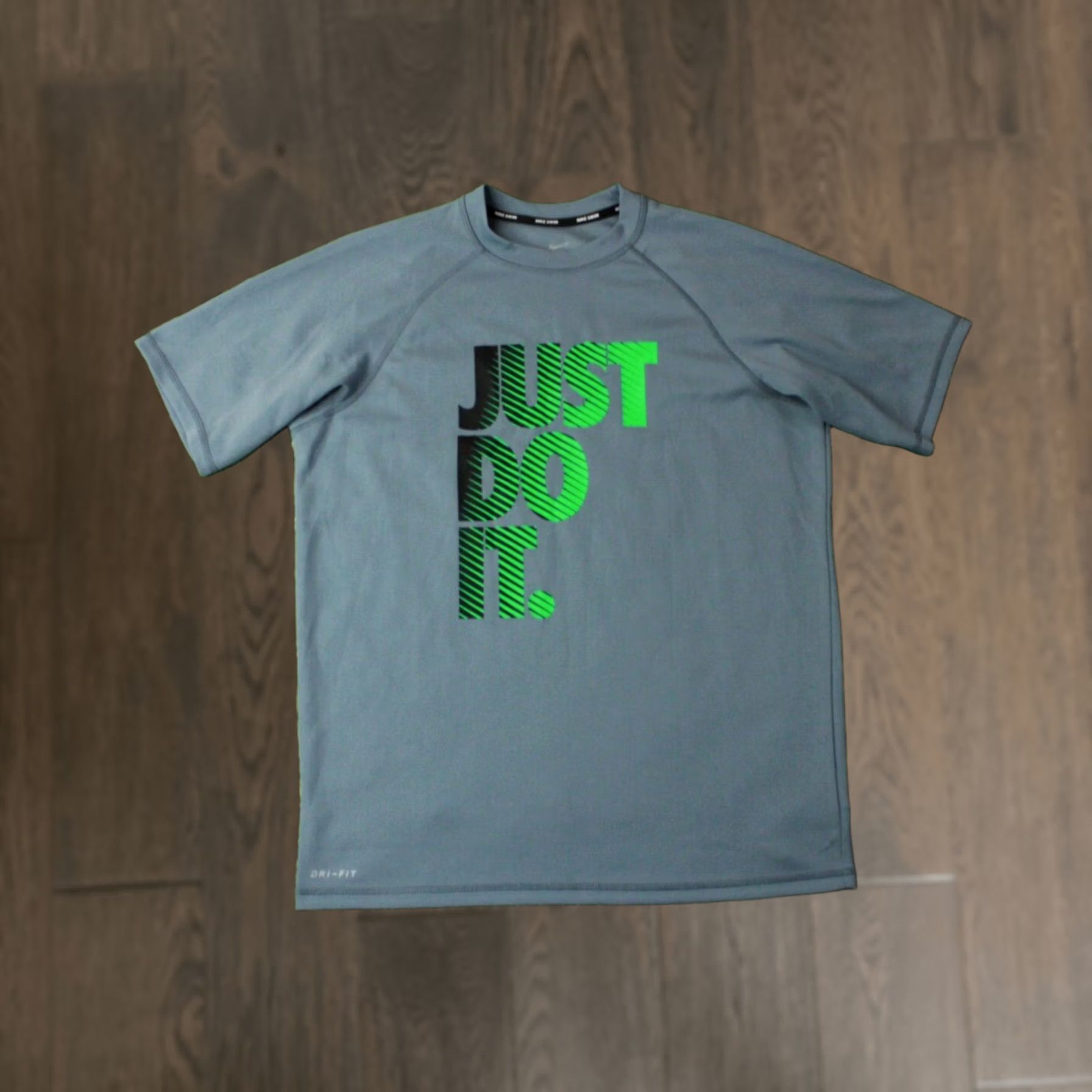 Nike NIKE Swim Dri-Fit Just Do It T-Shirt Jersey 2021 Men Size M Gray Short Sleeve Casual Knee-length? (note) Size US M / EU 48-50 / 2 - 1 Thumbnail