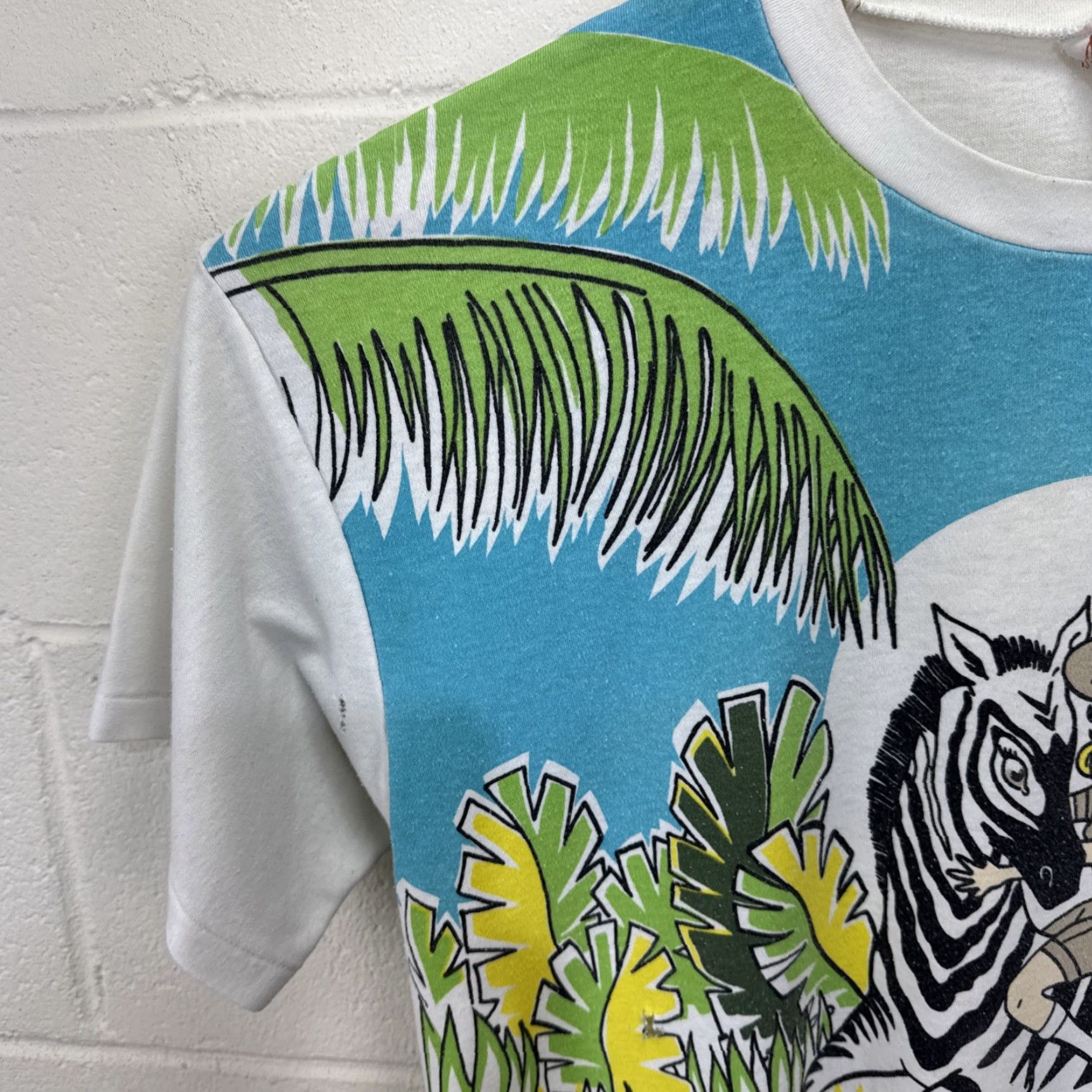 Vintage VINTAGE Betty Boop BJ Frog T Shirt 1980s Unisex XL Cotton White Graphic Tee Zebra Safari 80s Retro Pop Culture Size US XL / EU 56 / 4 - 4 Thumbnail