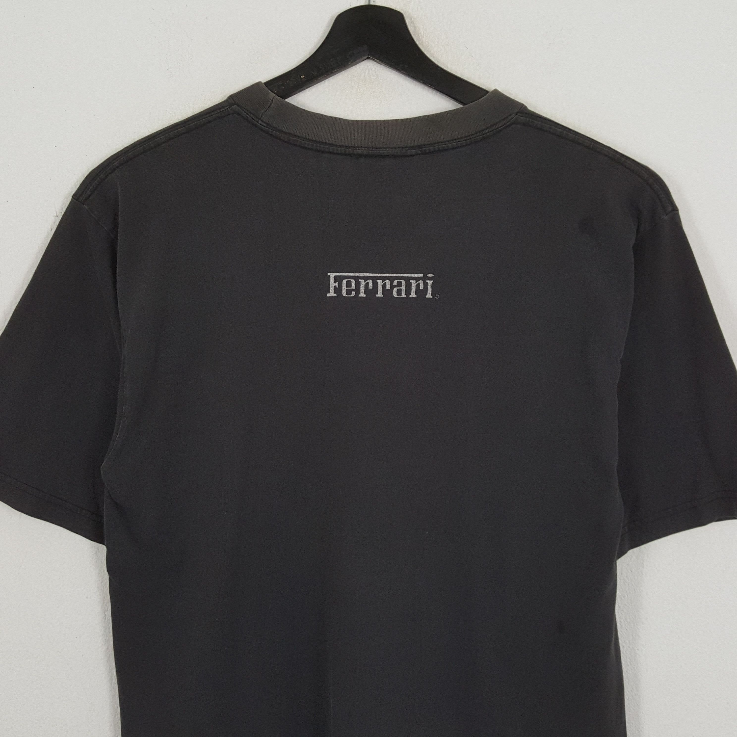 Ferrari FERRARI Luxury Cars Brand Big Logo Design Tshirt Size US L / EU 52-54 / 3 - 4 Thumbnail