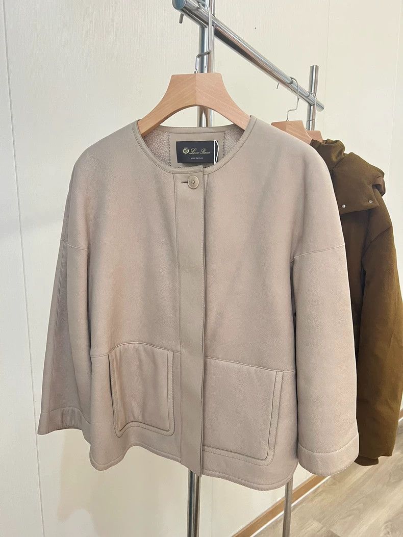 Loro Piana LORO PIANA A little sheepskin coat Size M / US 6-8 / IT 42-44 - 2 Thumbnail