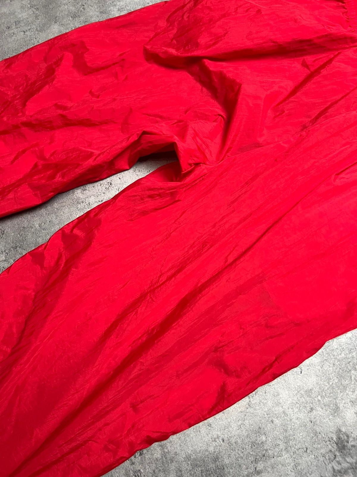Marlboro Vintage red Marlboro cigarettes tracksuit parachute pants Size US 36 / EU 52 - 4 Thumbnail