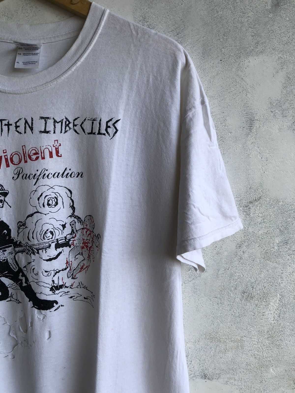 Band Tees × Japanese Brand Distressed D.R.I Violent Pacification Tshirt Tee Size US L / EU 52-54 / 3 - 2 Thumbnail