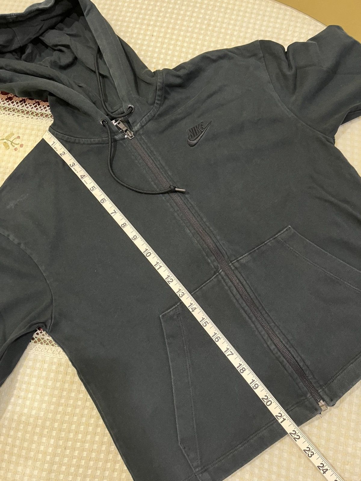 Nike vintage Nike ACG Therma-Fit fleece zip-up hoodie in black Size M / US 6-8 / IT 42-44 - 9 Thumbnail