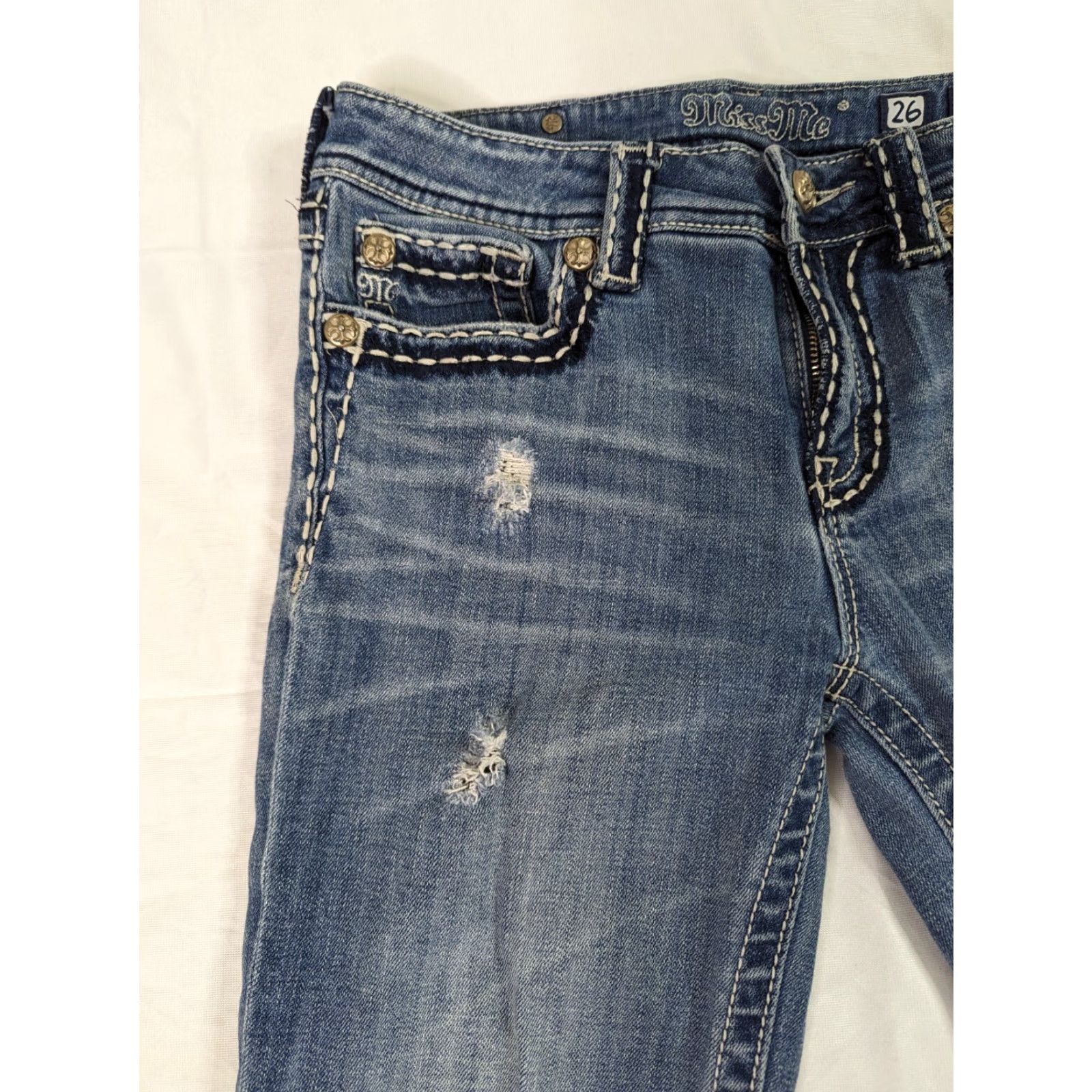 Miss Me **Miss Me Women's Distressed Capri Jeans Sz 26 Blue** User: Miss Me Women's Distressed Capri Jeans Sz 26 Blue Size 26" / US 2 / IT 38 - 5 Thumbnail
