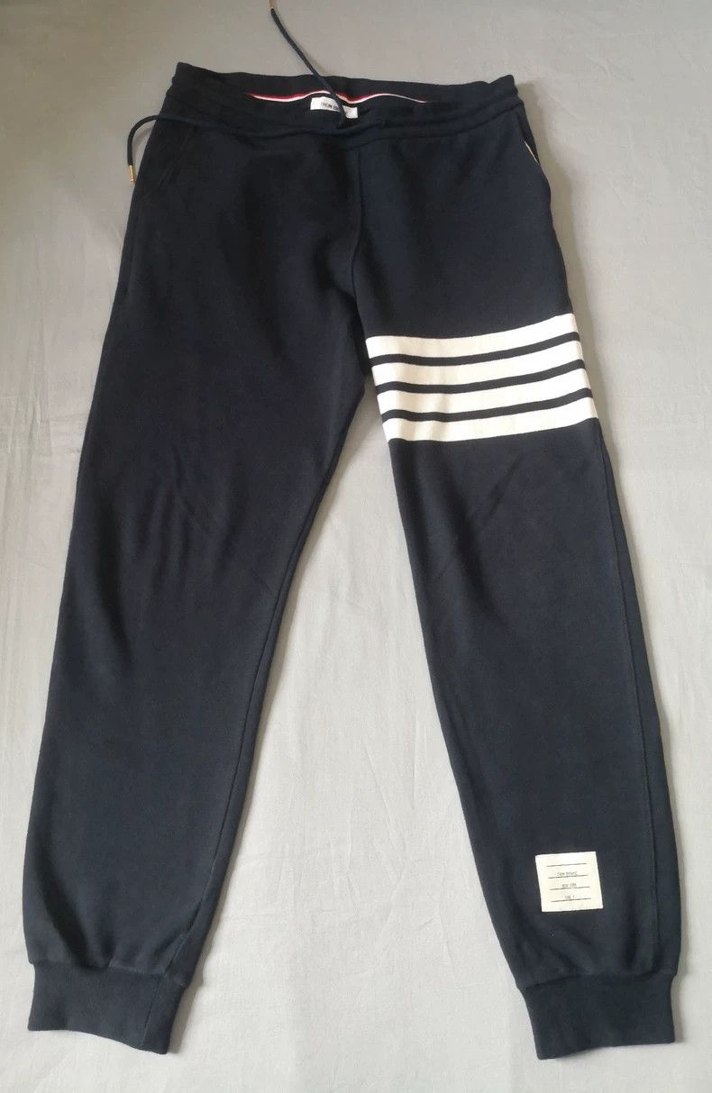 Thom Browne Thom Browne size2 Sports and casual pants Size US 26 / EU 42 - 1 Thumbnail