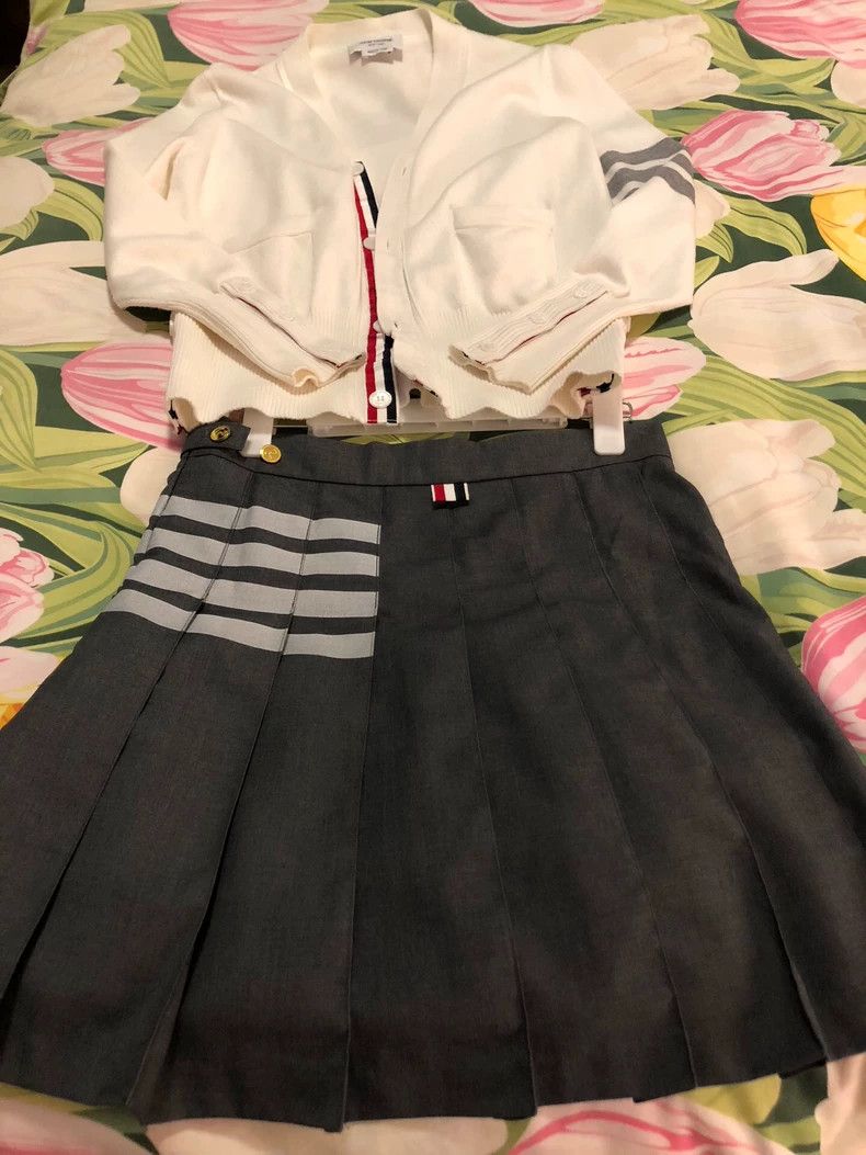 Thom Browne Thom Browne Gray woolen short skirt Size 25" / US 0 / IT 36 - 7 Thumbnail