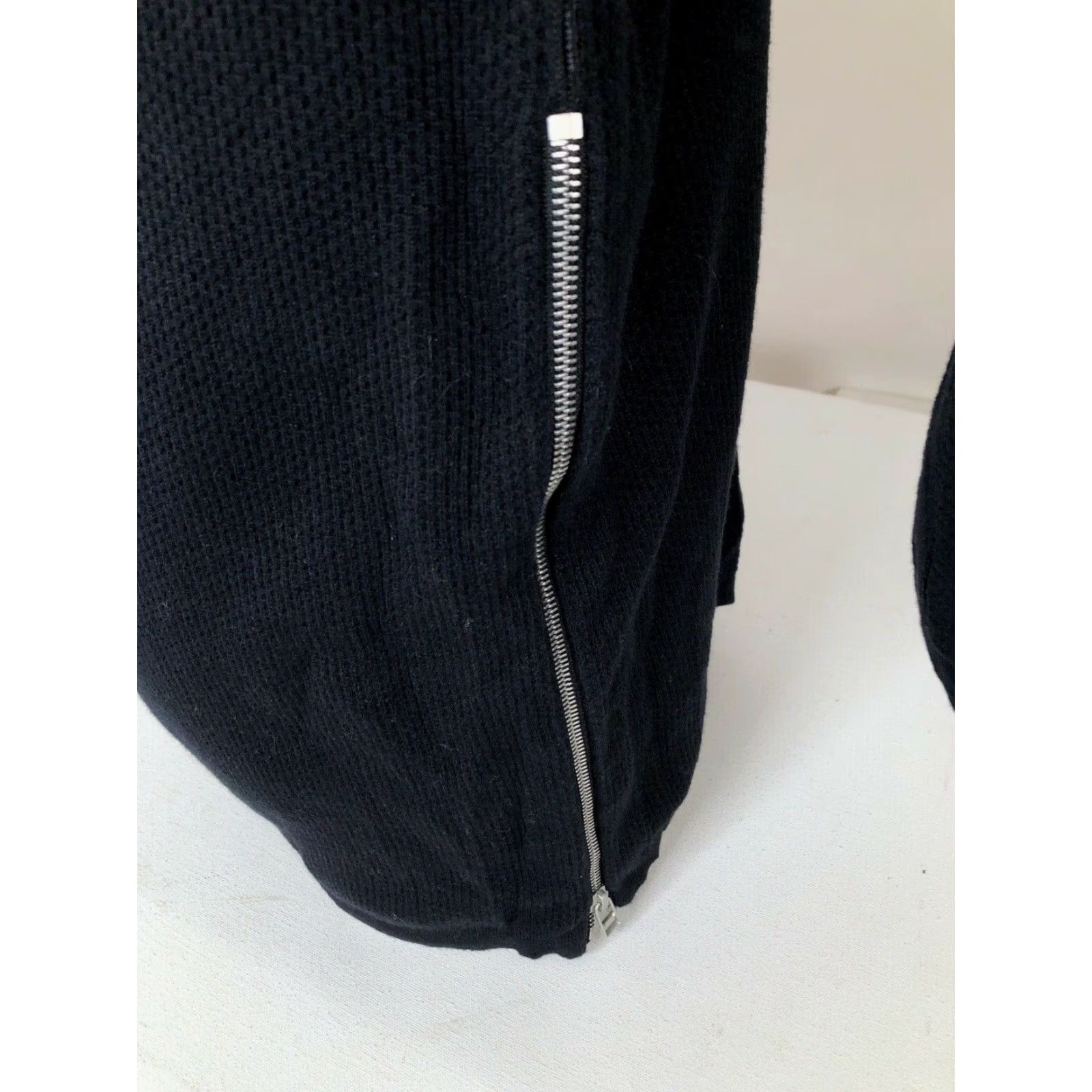 Helmut Lang HELMUT LANG Sweater Wool Blend Waffle-Knit Zip Both Sides Patch Black L Mens Size US L / EU 52-54 / 3 - 4 Thumbnail