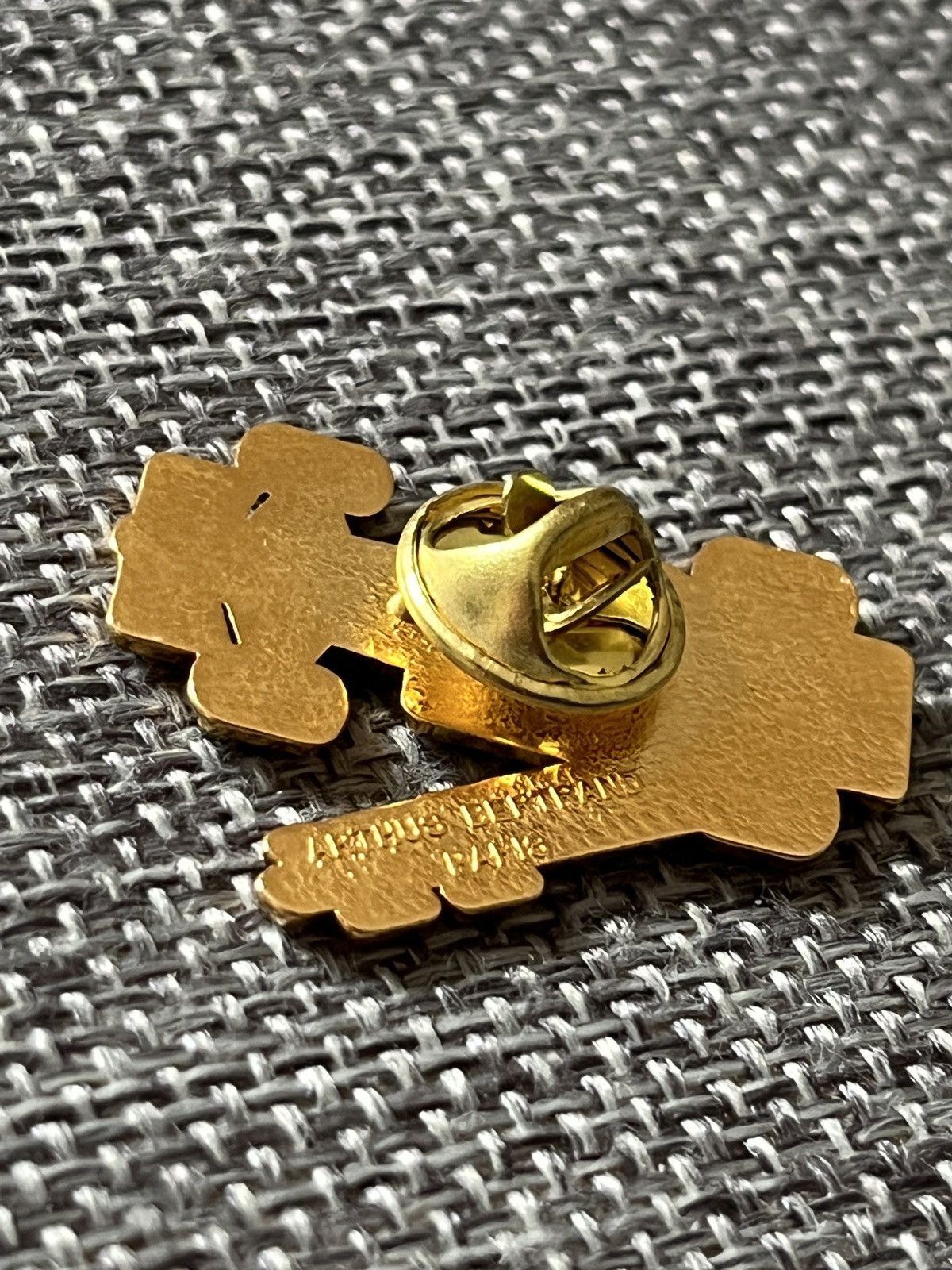 Formula 1 Renault Williams Formula One vintage pin Size ONE SIZE - 5 Thumbnail