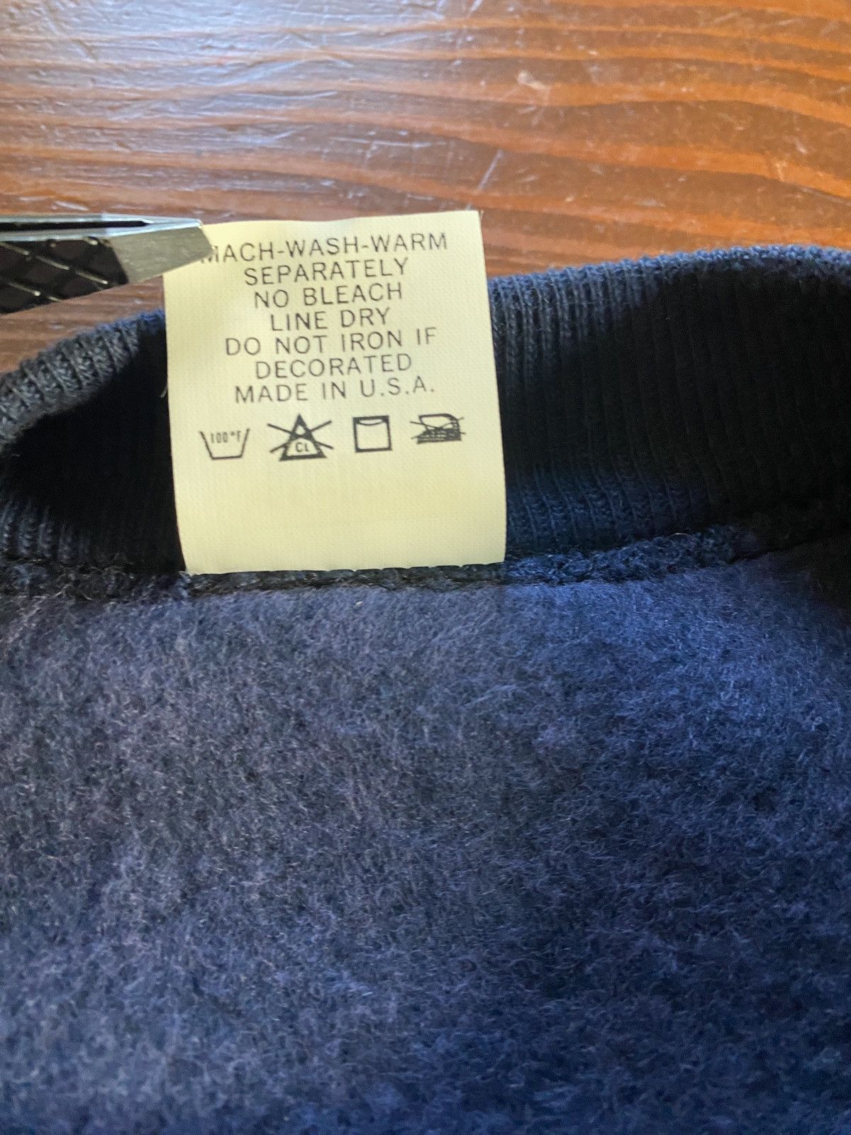 Velva Sheen Vintage NWT 80’s Yale Velva Sheen Raglan Crewneck Sweatshirt Size US L / EU 52-54 / 3 - 6 Thumbnail