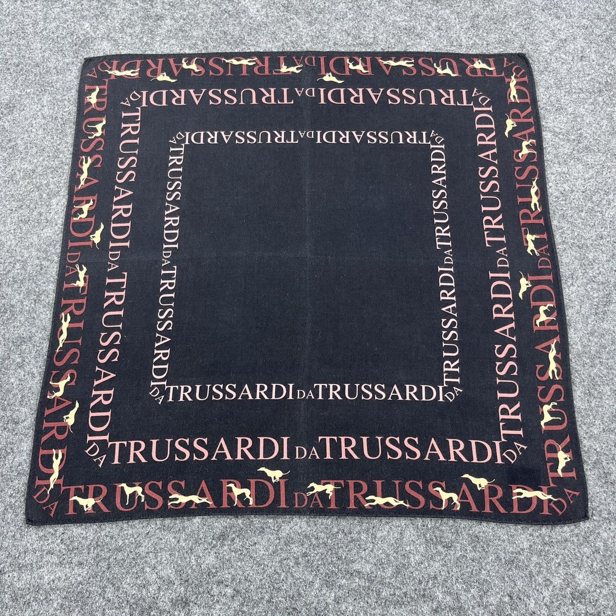 Trussardi × Vintage Trussardi Handkerchief / Bandana / Neckerchief B842 Size ONE SIZE - 1 Thumbnail