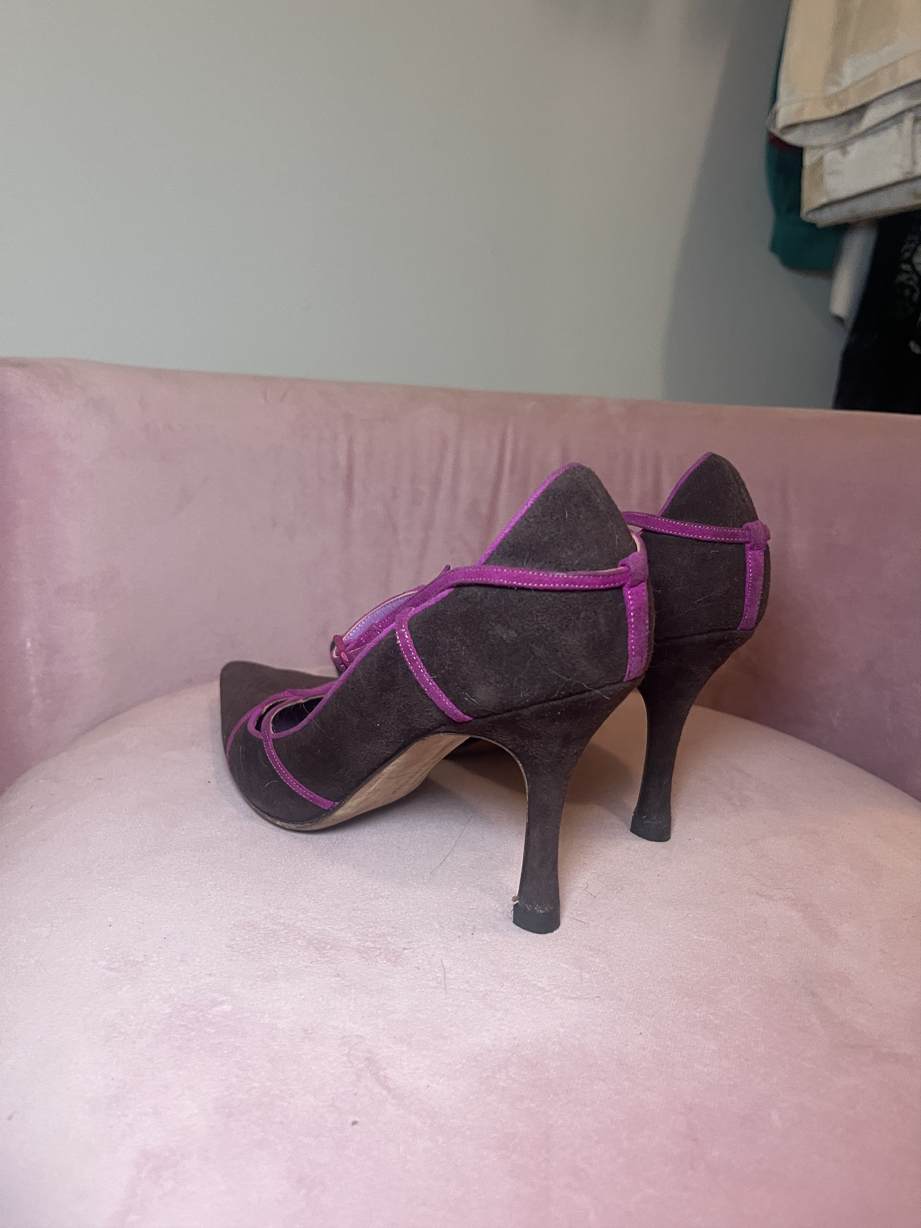 Manolo Blahnik manolo blahnik heels - brown and pink - size 6.5 Size US 6.5 / IT 36.5 - 8 Thumbnail