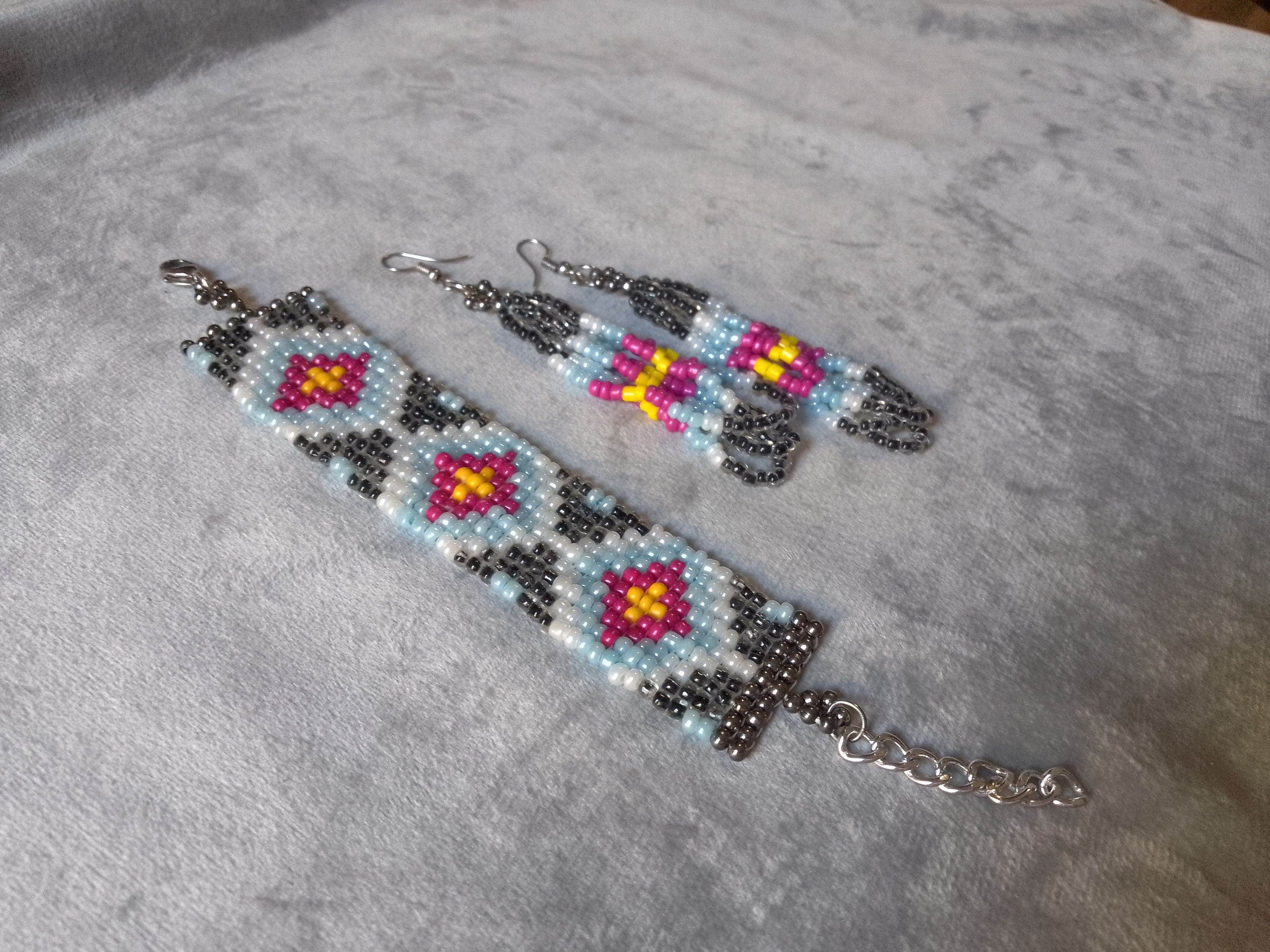 Handmade Bracelet. Ethnic Native American Pattern Earrings Size ONE SIZE - 3 Thumbnail