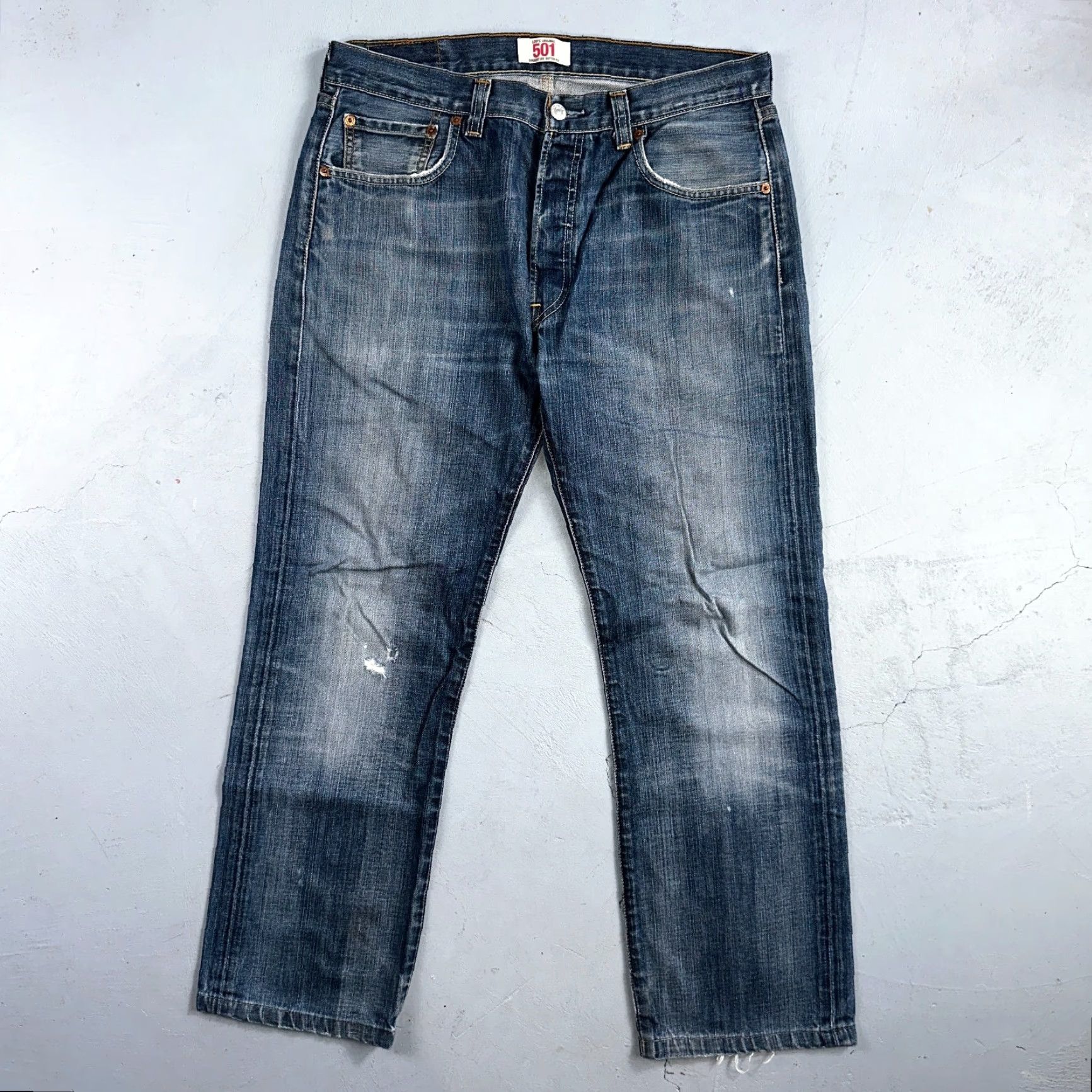 Levi's Levis 501 Vintage Y2K Straight Jeans Blue 34x34 90s Mens Denim Cotton Regular Button Closure Mid Rise 27 Inseam 501 Series Size US 34 / EU 50 - 2 Thumbnail