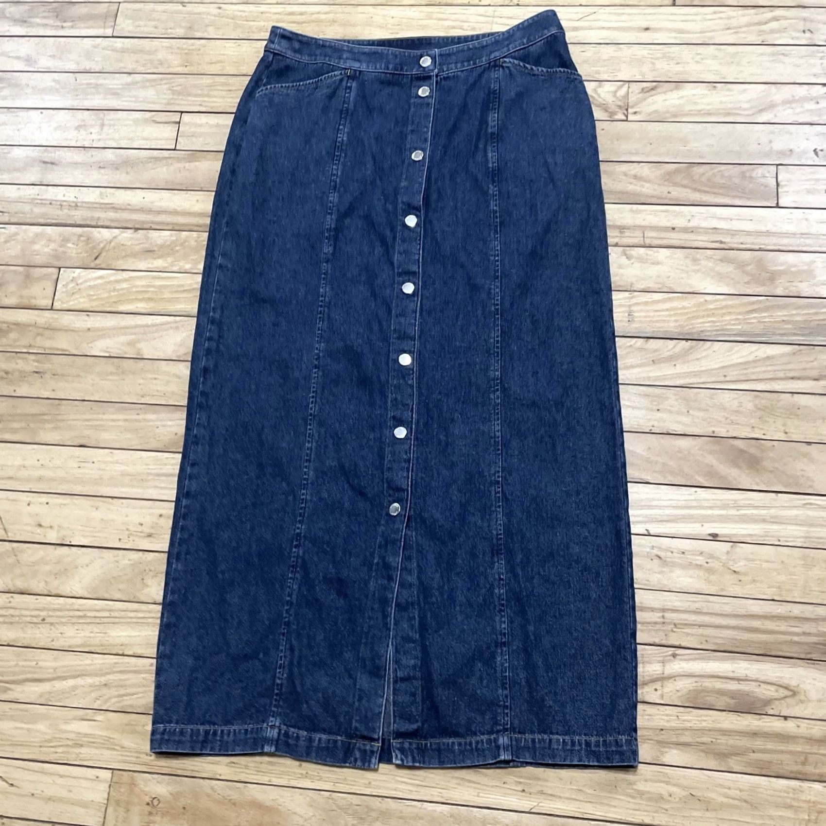 Jones New York VINTAGE Jones New York Sport Denim Maxi Skirt Women 8 Pockets Snap Front 90s Blue Size 30" / US 8 / IT 44 - 3 Thumbnail