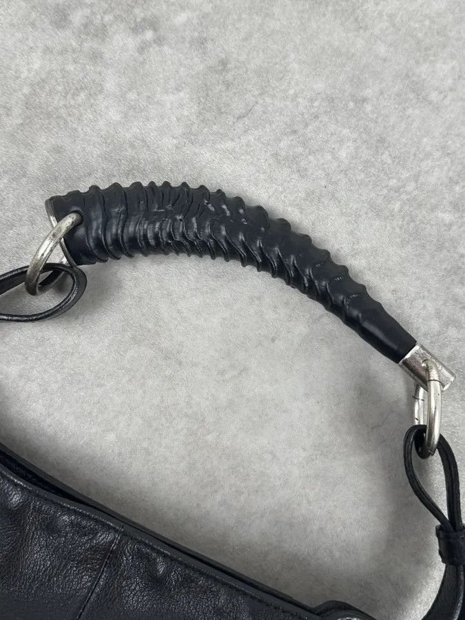 Yves Saint Laurent Yves Saint Laurent Black Mala Horn Handle bag Size ONE SIZE - 10 Thumbnail