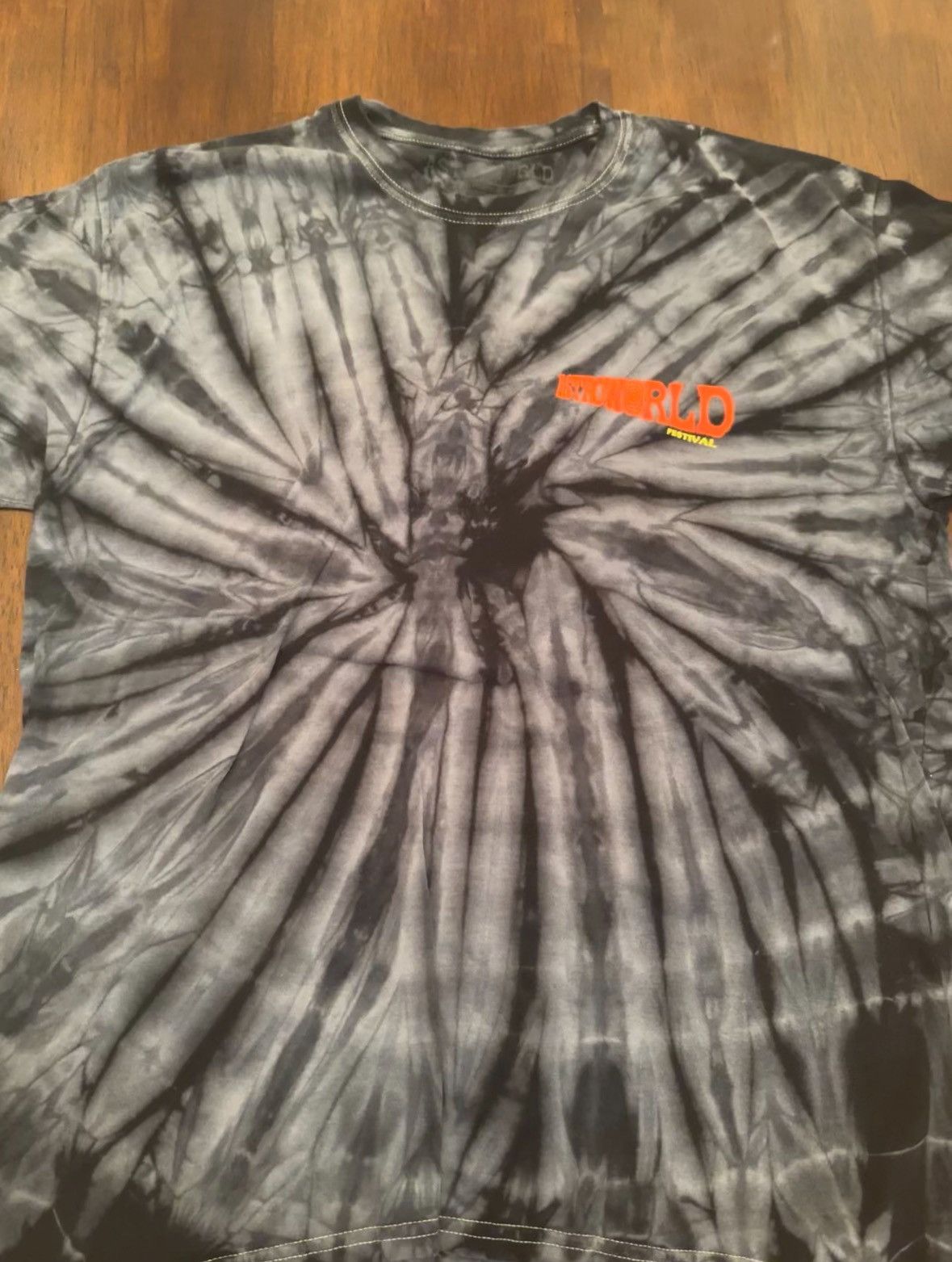 Travis Scott Travis Scott Astroworld festival tye dye tee size XL Size US XL / EU 56 / 4 - 1 Thumbnail