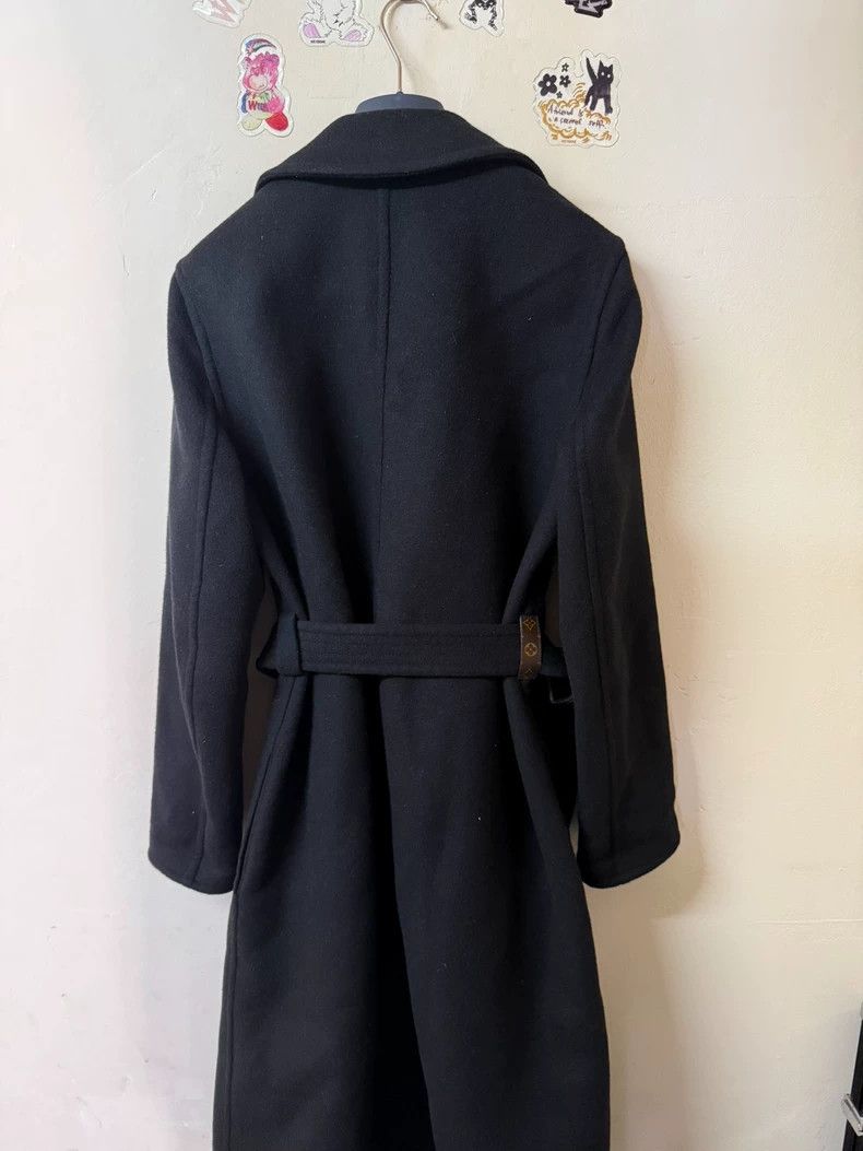 Louis Vuitton Louis Vuittonfull of logo coat 2502-Nextarrow Size XS / US 0-2 / IT 36-38 - 2 Thumbnail