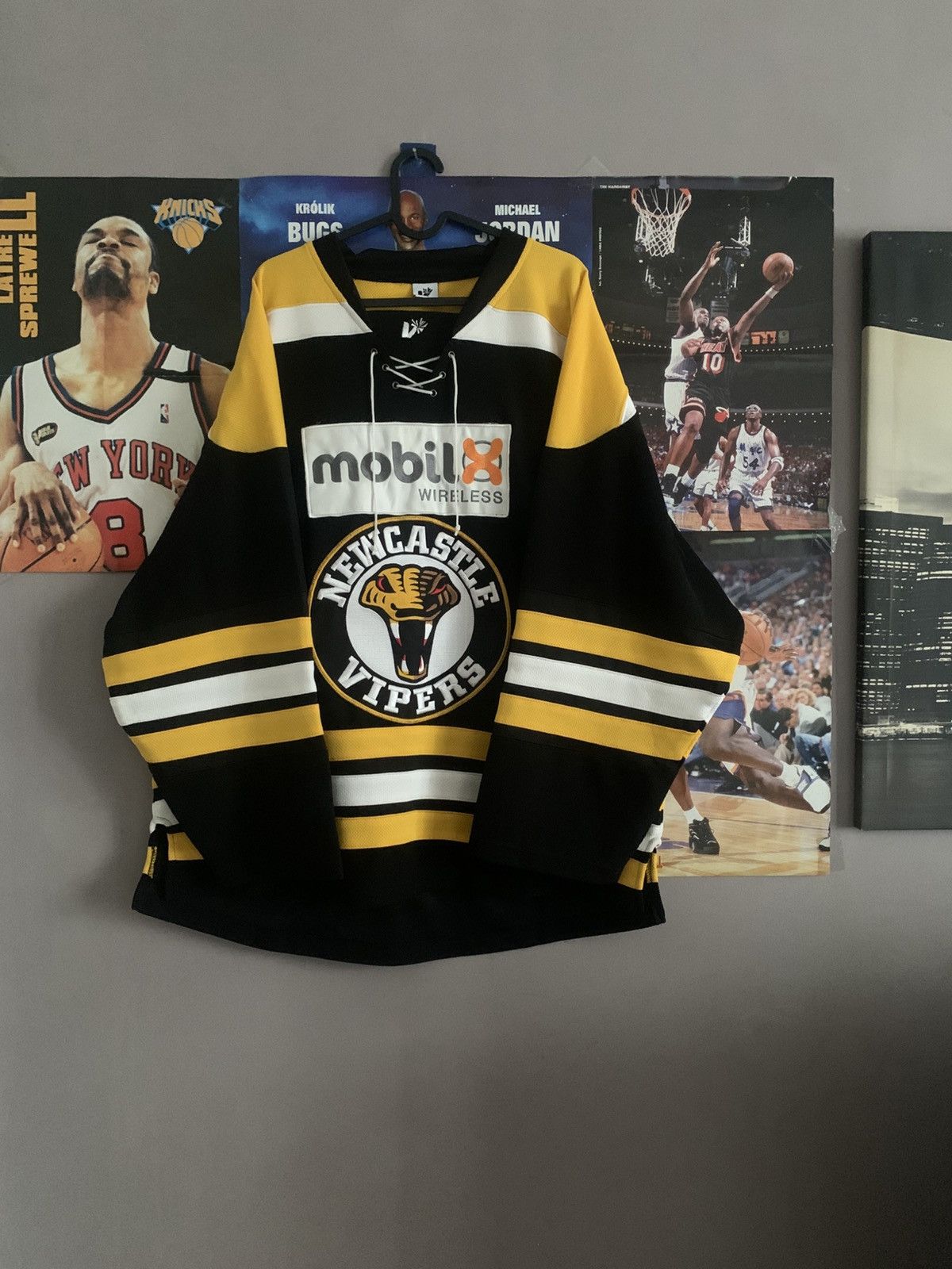 Other 2009/2010 Vintage EIHL Newcastle Vipers Away Jersey Size US L / EU 52-54 / 3 - 1 Thumbnail