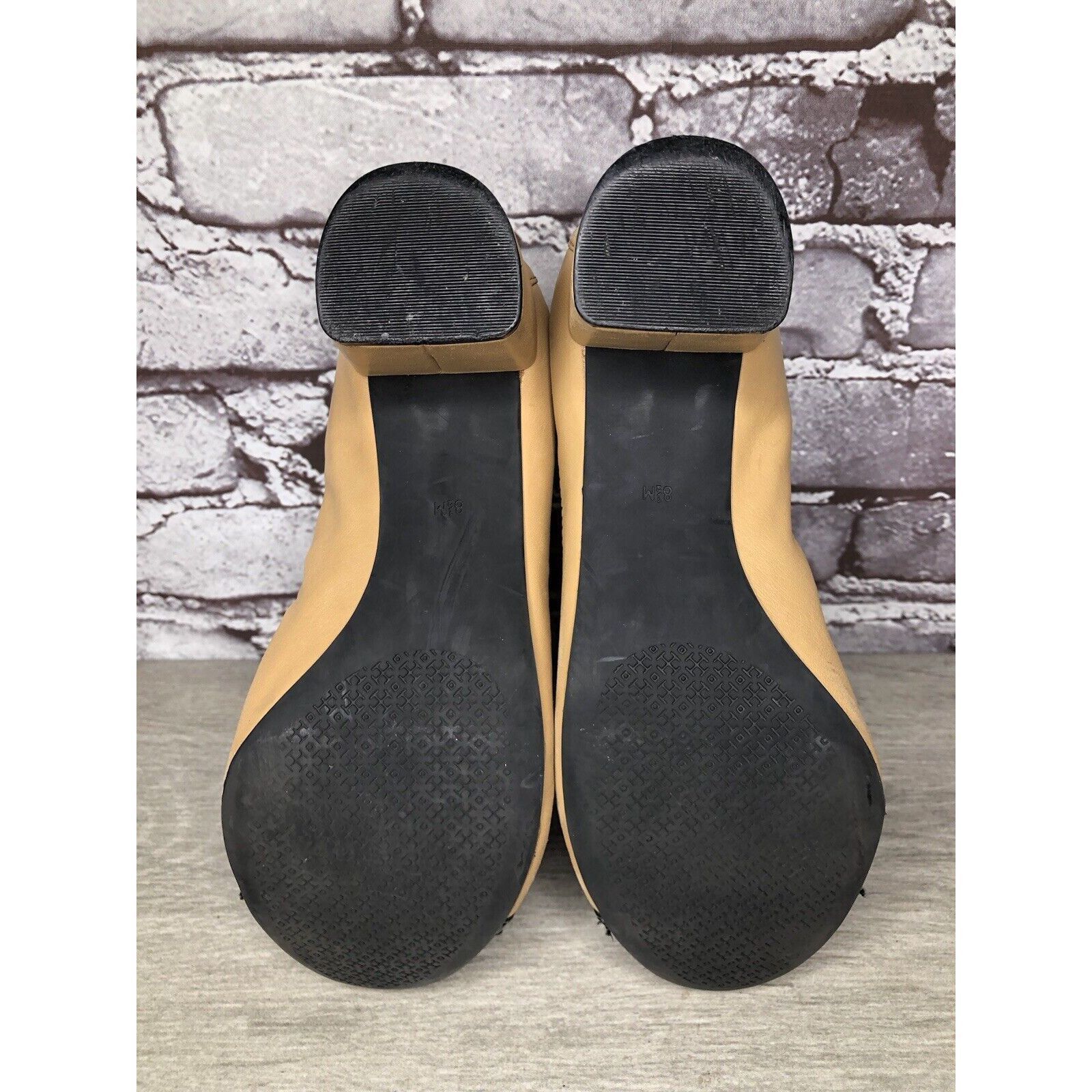 Tory Burch Tory Burch Tan Leather Black Patent Leather Block Heels Wome Size US 8.5 / IT 38.5 - 14 Thumbnail