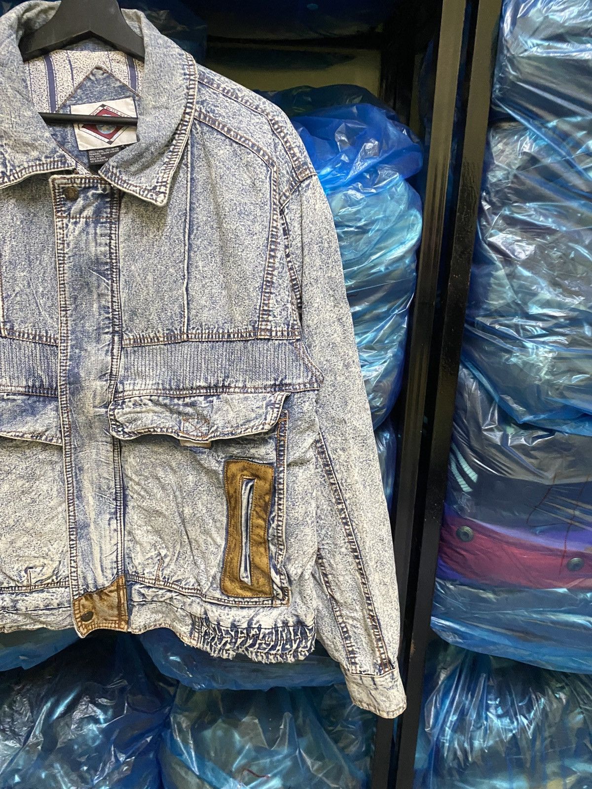 Vintage Vintage 90s Horizon Outer Wear Acid Wash Denim Jacket Size US M / EU 48-50 / 2 - 6 Thumbnail