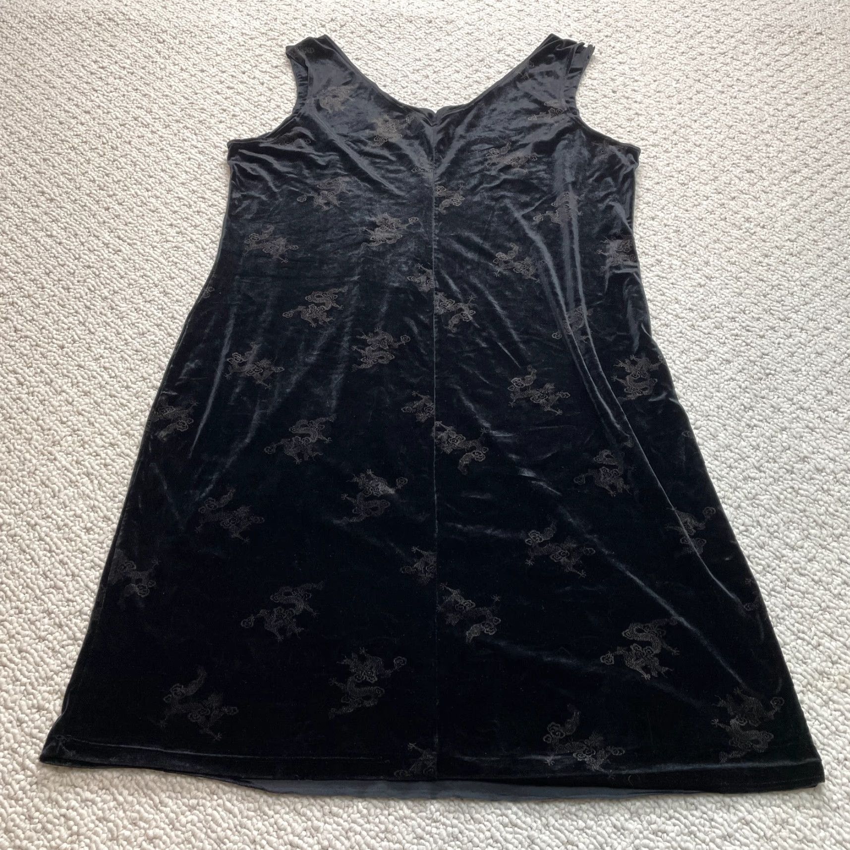 Velvet Love Scene Dress Womens 18 Black Sleeveless Velvet Chinese Dragon Print Size XXL / US 16-18 / IT 52-54 - 7 Thumbnail