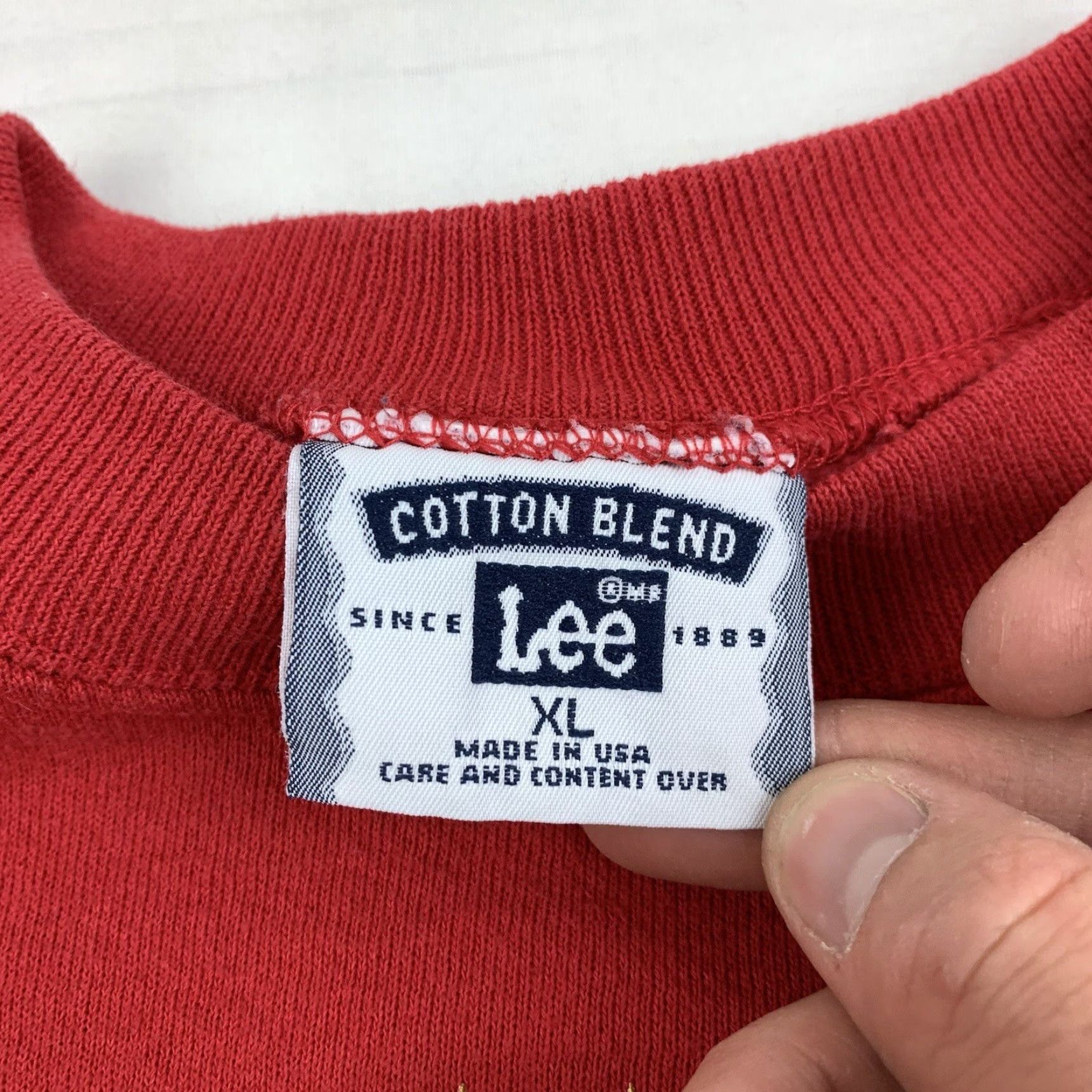 Lee VINTAGE Lee Sweatshirt Shirt Adult XL Red Jesus Christ Lord Savior 90s Christmas Men Pullover Crew Neck Mens Size US XL / EU 56 / 4 - 4 Thumbnail