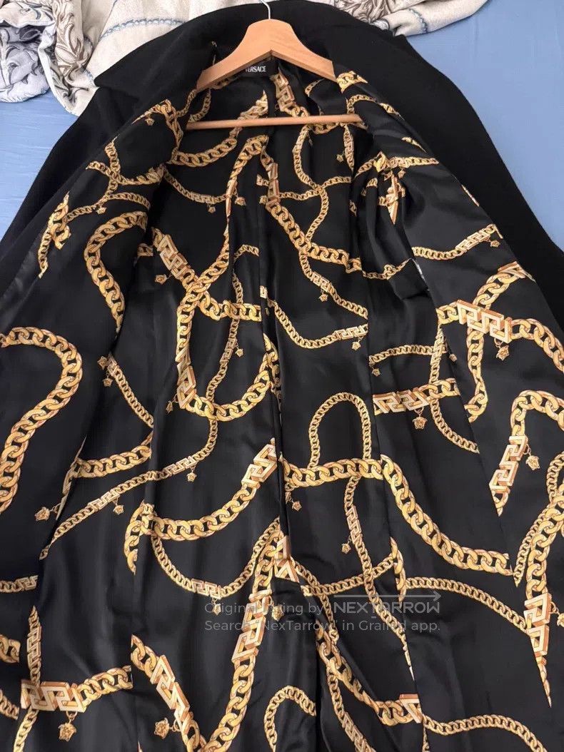 Versace Versace Black wool coat Size S / US 4 / IT 40 - 2 Thumbnail