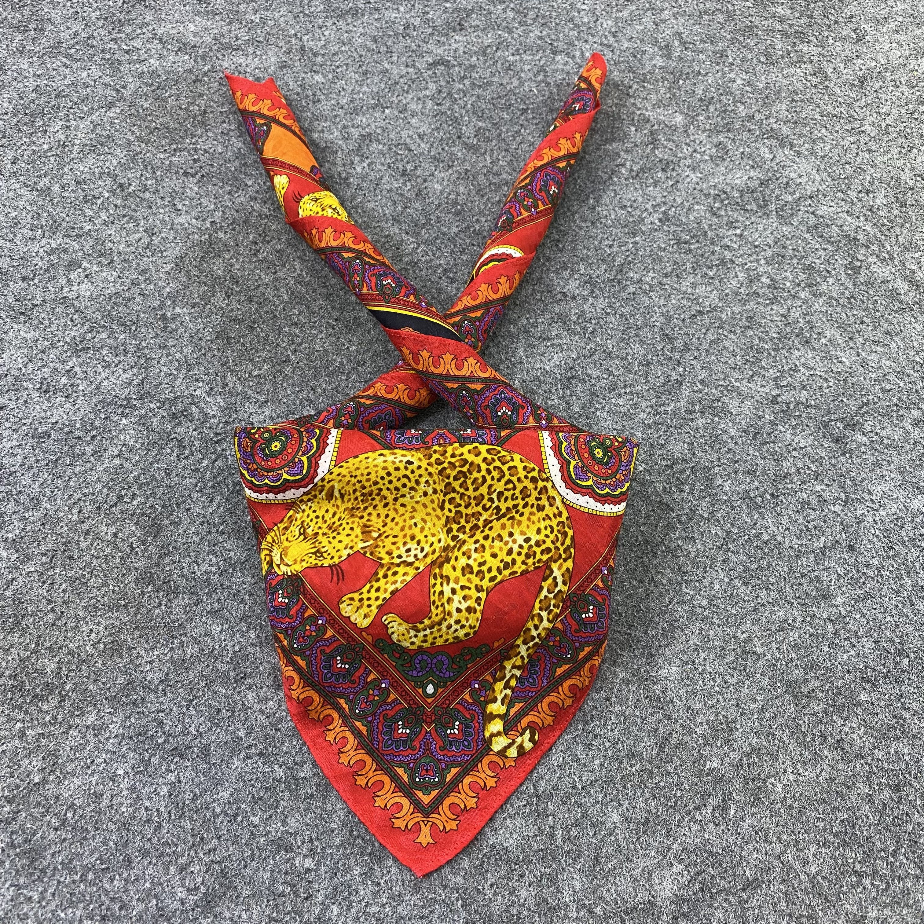 Japanese Brand Vintage Leopard Handkerchief Neckerchief Bandana-B1833 Size ONE SIZE - 2 Thumbnail