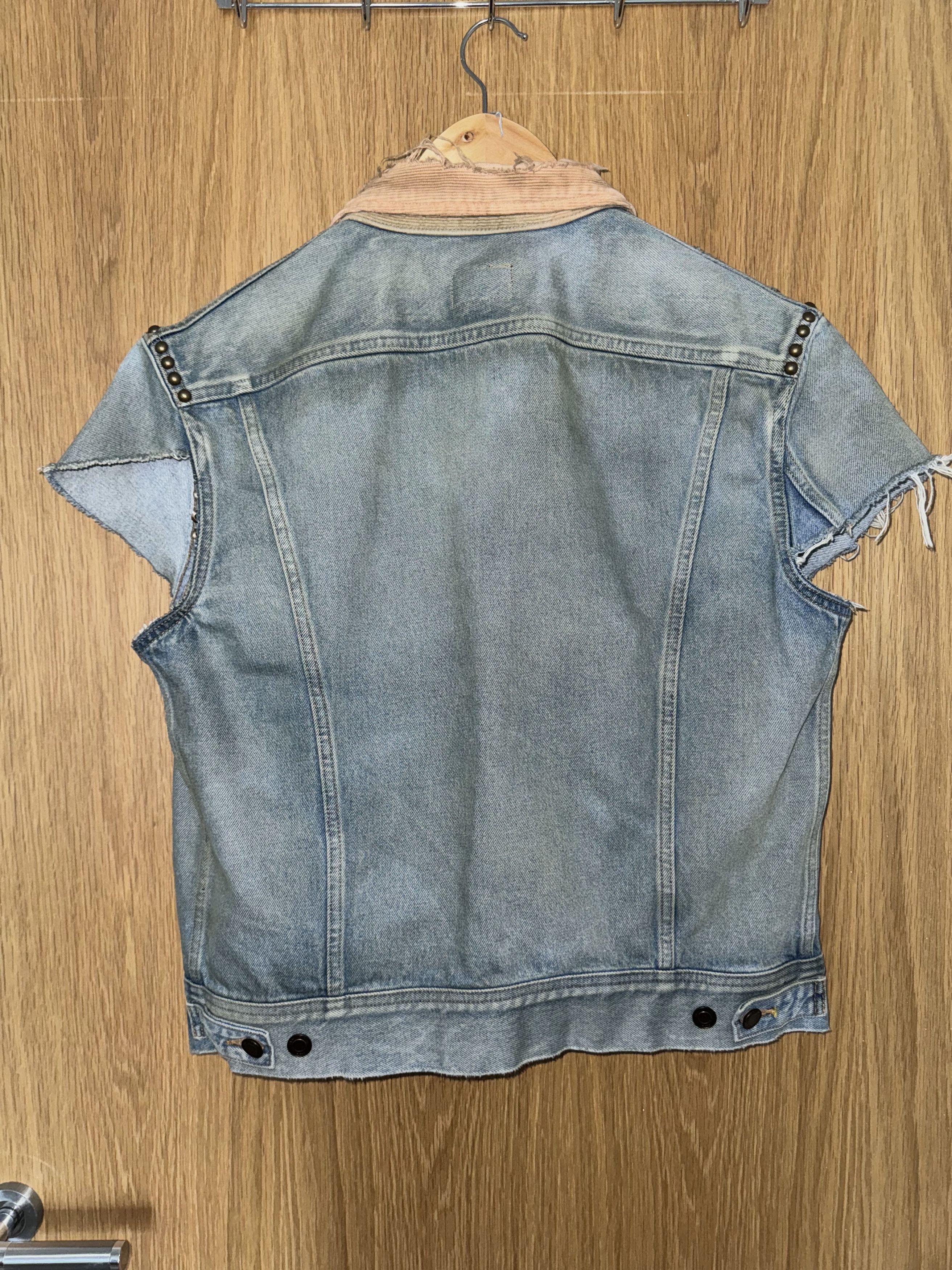 Saint Laurent Paris Short Sleeve Distressed Studded Denim Jacket Size US M / EU 48-50 / 2 - 2 Thumbnail