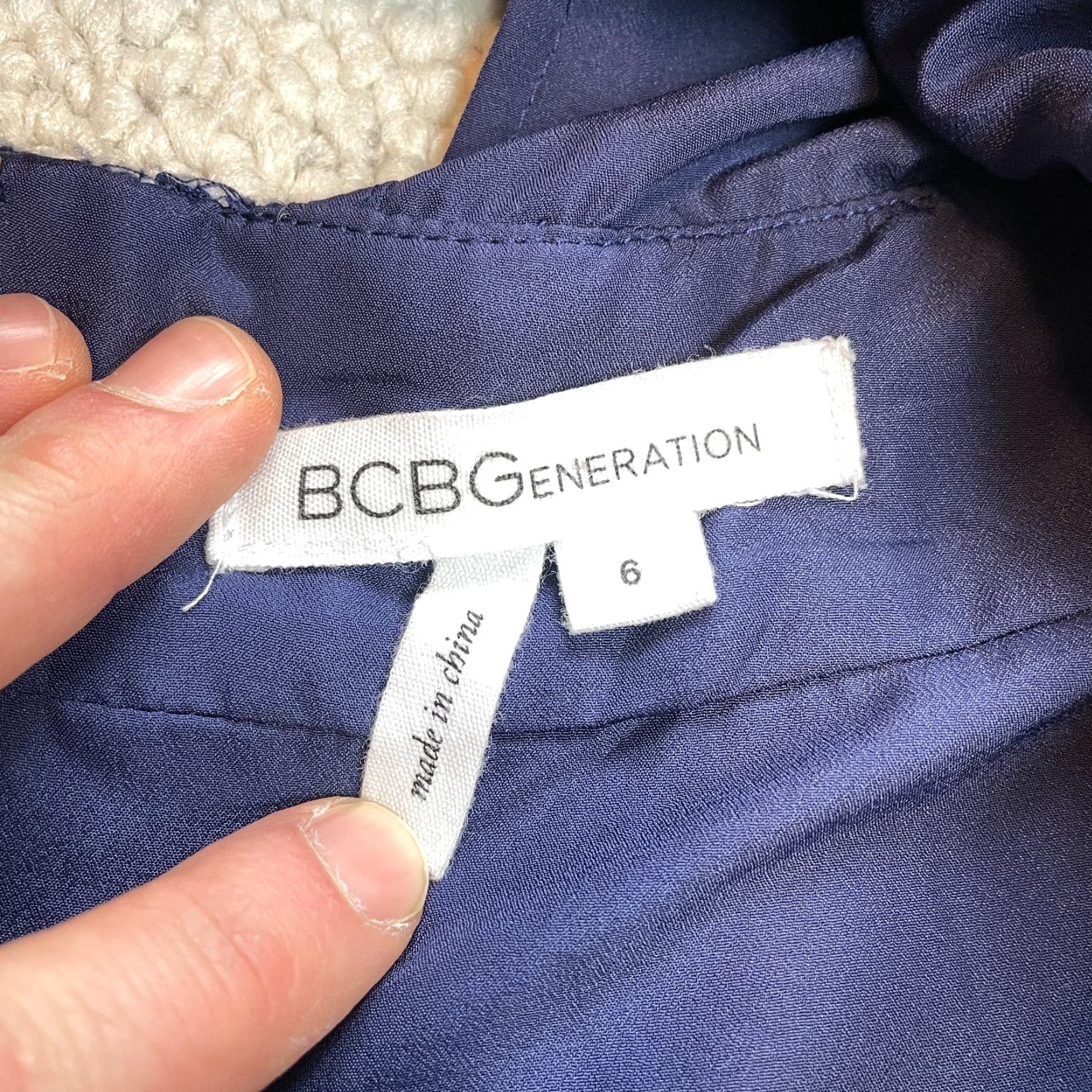 BCBGeneration VINTAGE BCBGeneration Blouse and Skirt Combo Dress Womens 6 Sleeveless Navy Blue + White Size M / US 6-8 / IT 42-44 - 7 Thumbnail