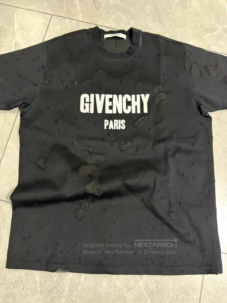 Givenchy Givenchy Black Hole Short Sleeve T-Shirt Size US XXS / EU 40 - 1 Thumbnail