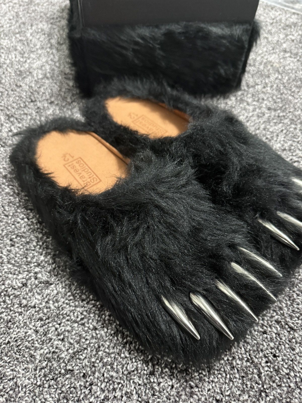 Bravest Studios Bear Claws(Bravest Studios) | Grailed