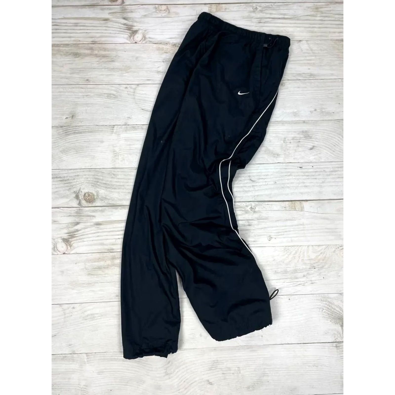 Nike VINTAGE Nike Track Pants Nylon Swoosh Striped Baggy Men XL Black Size US 36 / EU 52 - 2 Thumbnail