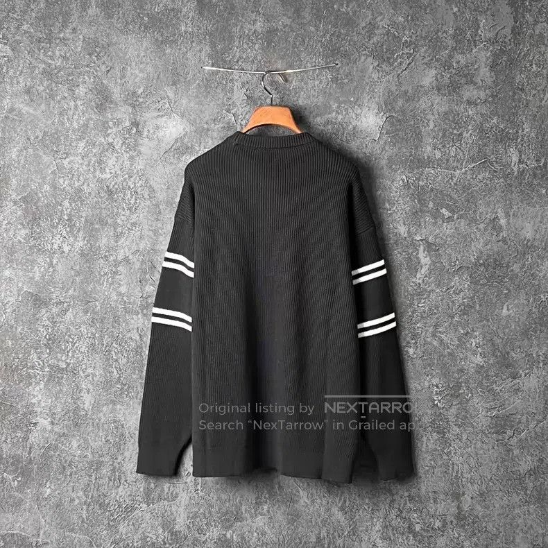 Versace Versace Medusa embroidered wool crew neck sweater Size US M / EU 48-50 / 2 - 2 Thumbnail
