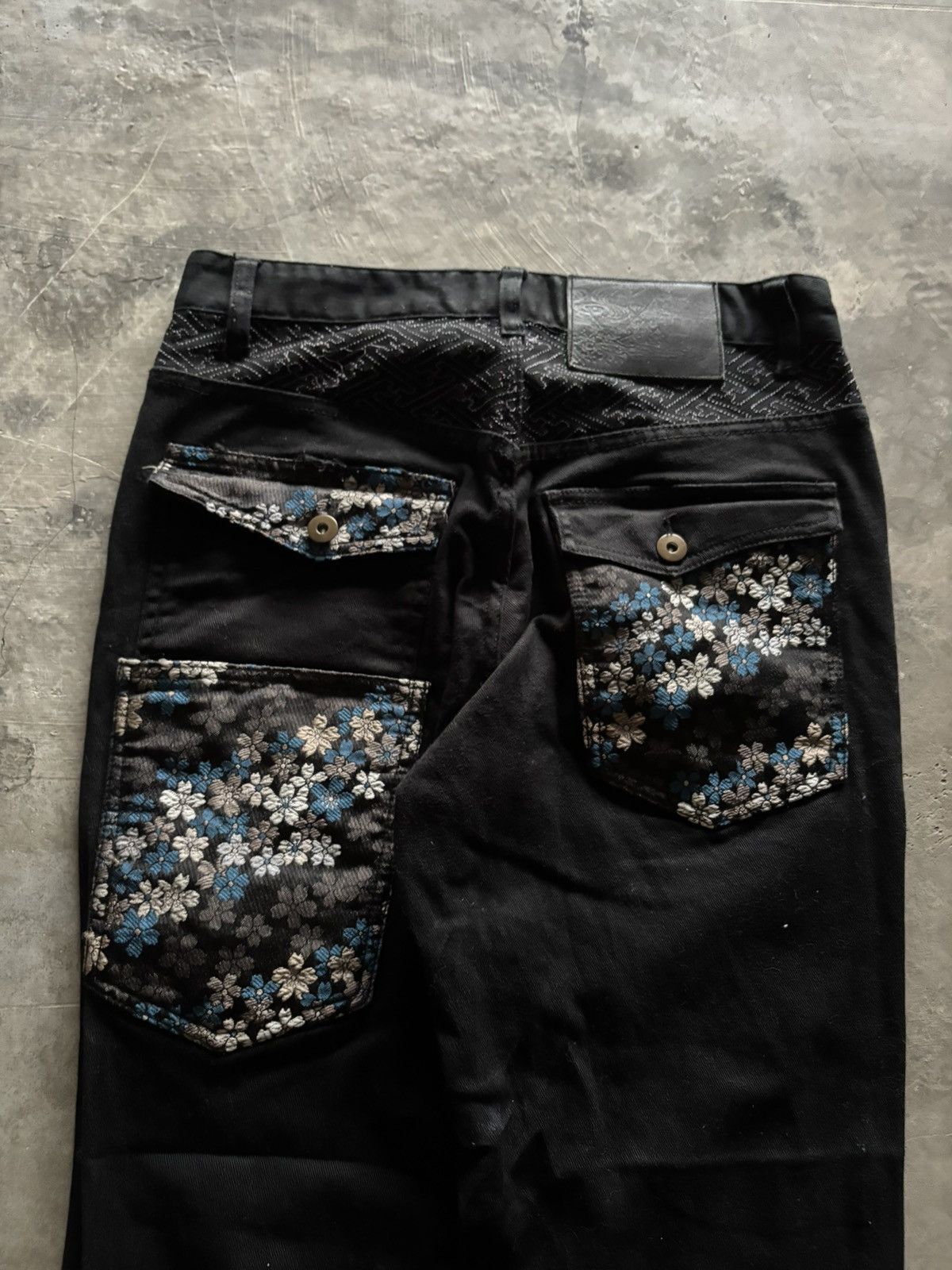 Karakuri Tamashii SUKAJAN SAKURA ORIENTAL JAPANESE CROPPED PANT MULTIPOCKET Size US 29 - 14 Thumbnail
