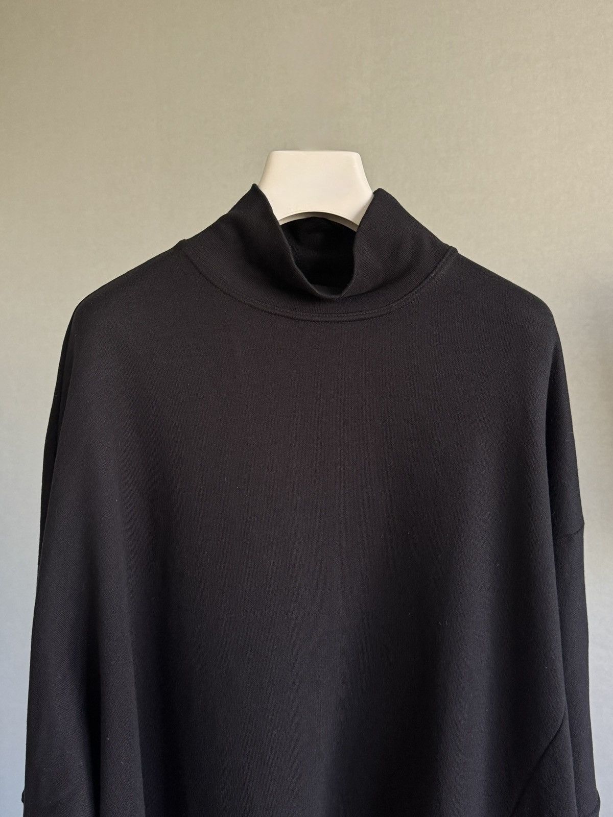 Ann Demeulemeester Ann Demeulemeester asymmetrical sweatshirt Size XS / US 0-2 / IT 36-38 - 3 Thumbnail