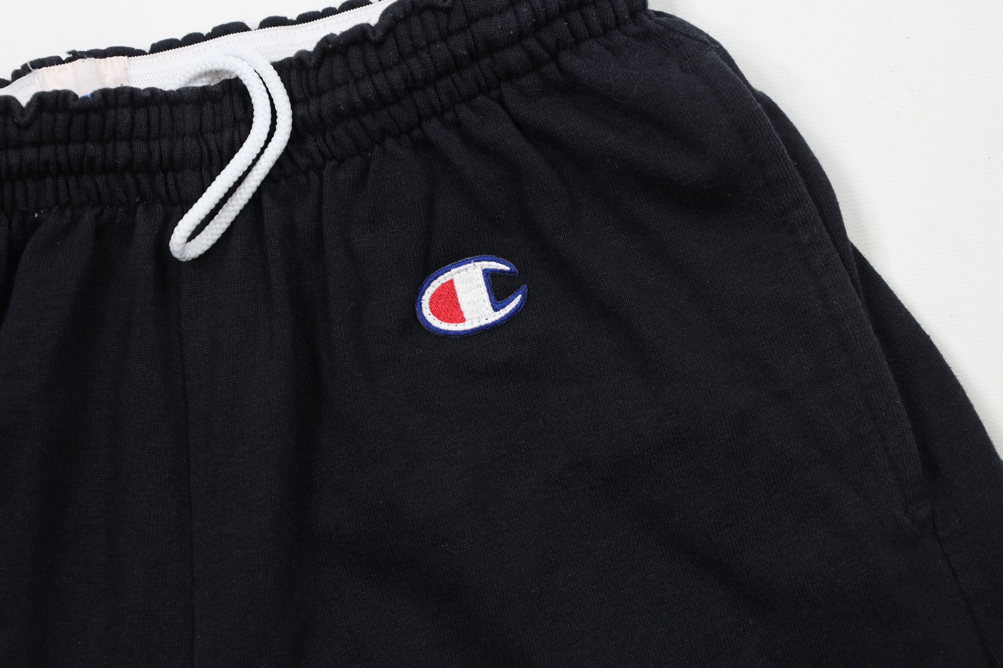 Champion × Vintage Vintage 90s Champion Spell Above Knee Shorts Black Cotton Size US 34 / EU 50 - 6 Thumbnail