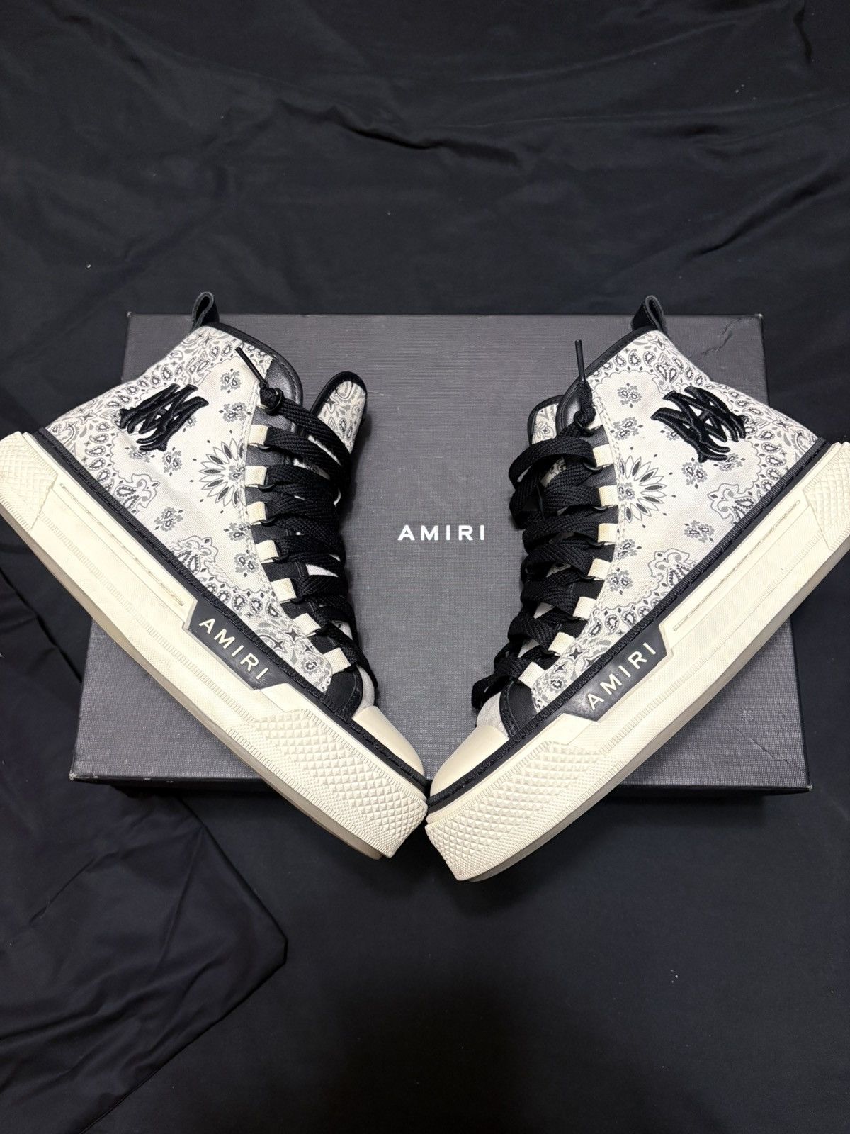 Amiri AMIRI Bandana High Top Sneakers – Black/White Size US 9 / EU 42 - 2 Thumbnail