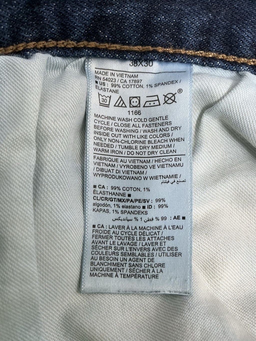 Old Navy Men's Old Navy Athletic Taper Dark Wash Blue Jeans 38x30 Size US 38 / EU 54 - 4 Thumbnail
