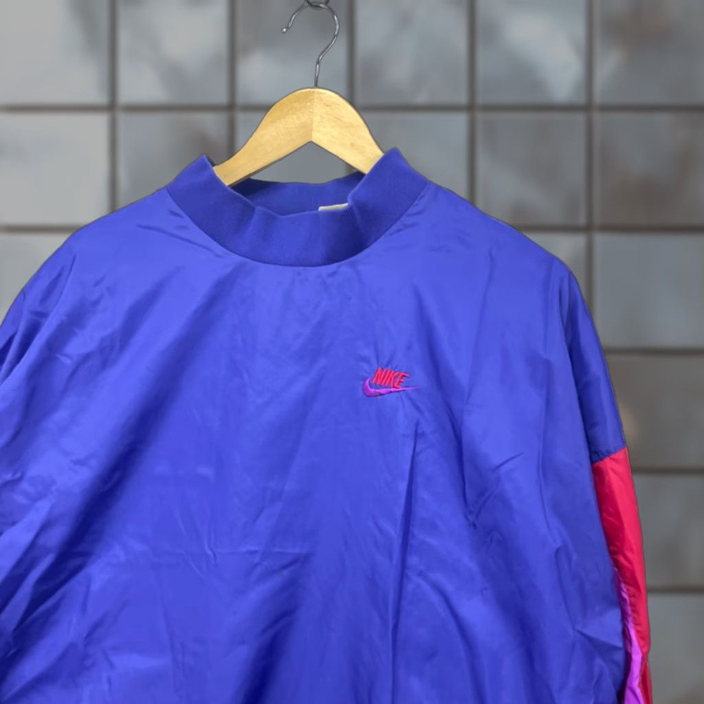 Nike VINTAGE Nike Windbreaker Jacket XL Men Purple 90s 80s "Pullover" Thermal Nylon Windbreaker Size US XL / EU 56 / 4 - 1 Thumbnail