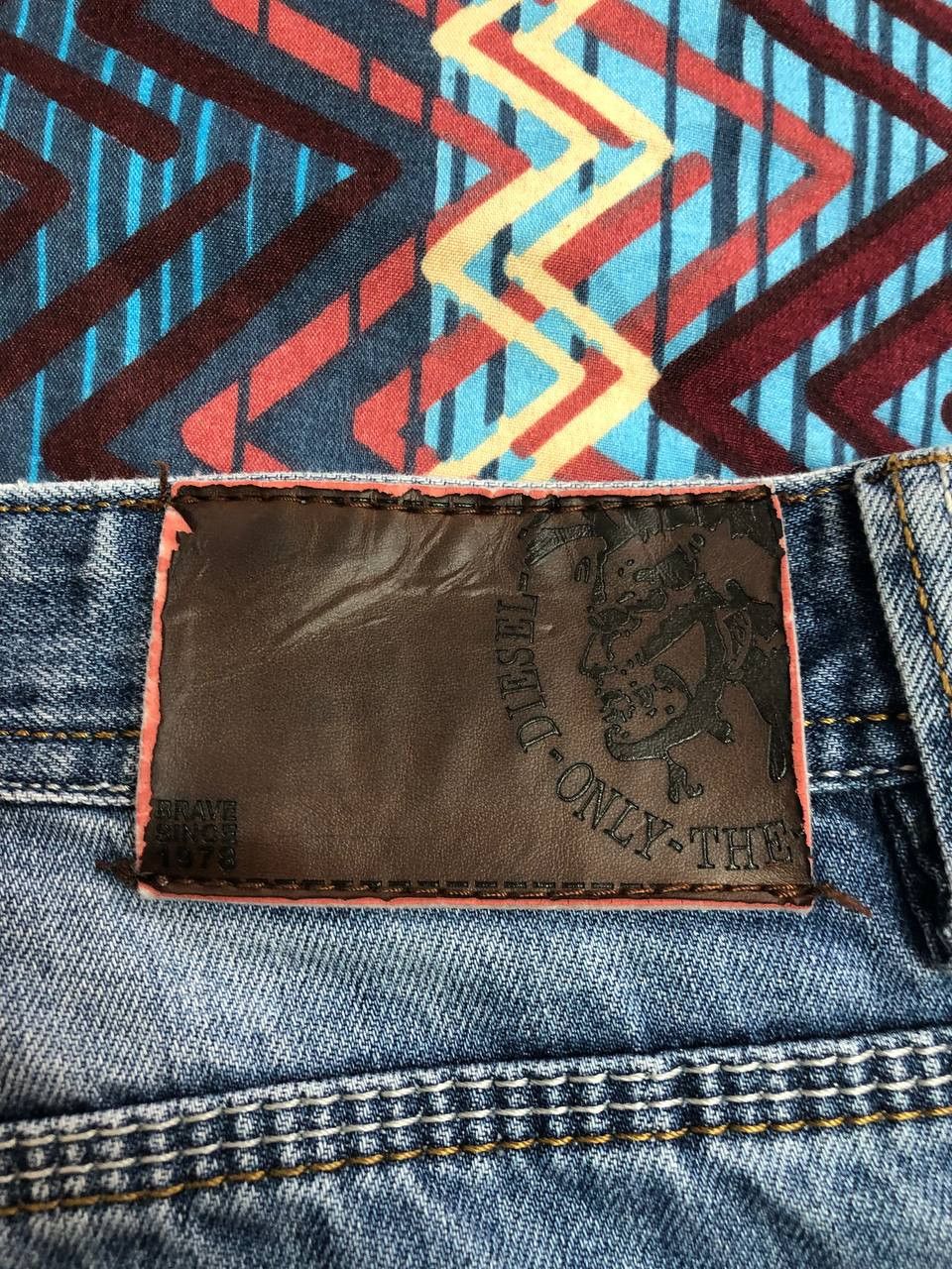 Diesel Vintage Diesel Distressed Boot cut denim faded jeans washed Size US 36 / EU 52 - 4 Thumbnail