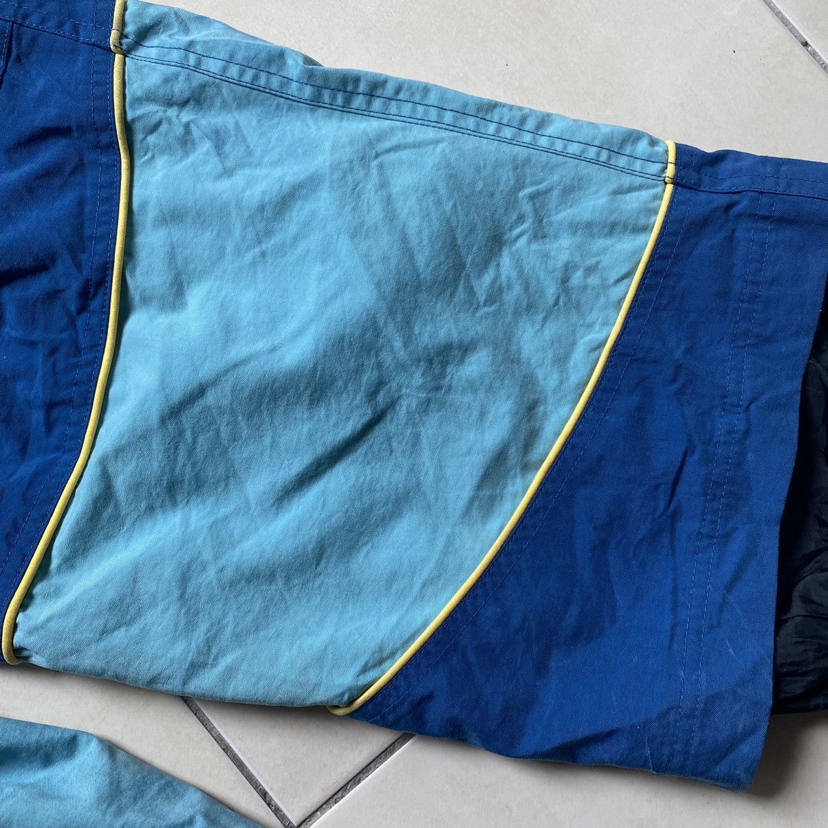 Vintage Vintage Nike ACG Gorpcore Two Tone Pant Size US 36 / EU 52 - 12 Thumbnail