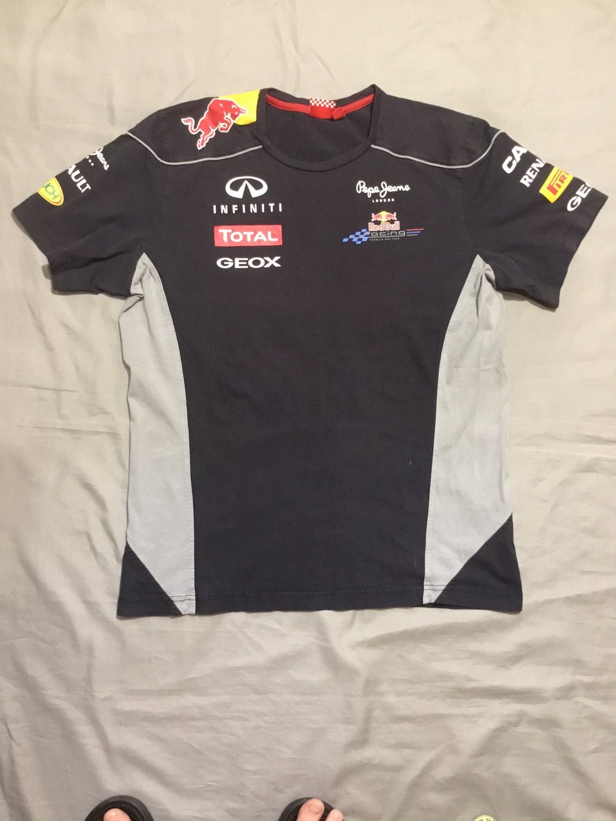 Pepe Jeans Pepe jeans Red bull t-shirt vintage size L Size US L / EU 52-54 / 3 - 1 Thumbnail