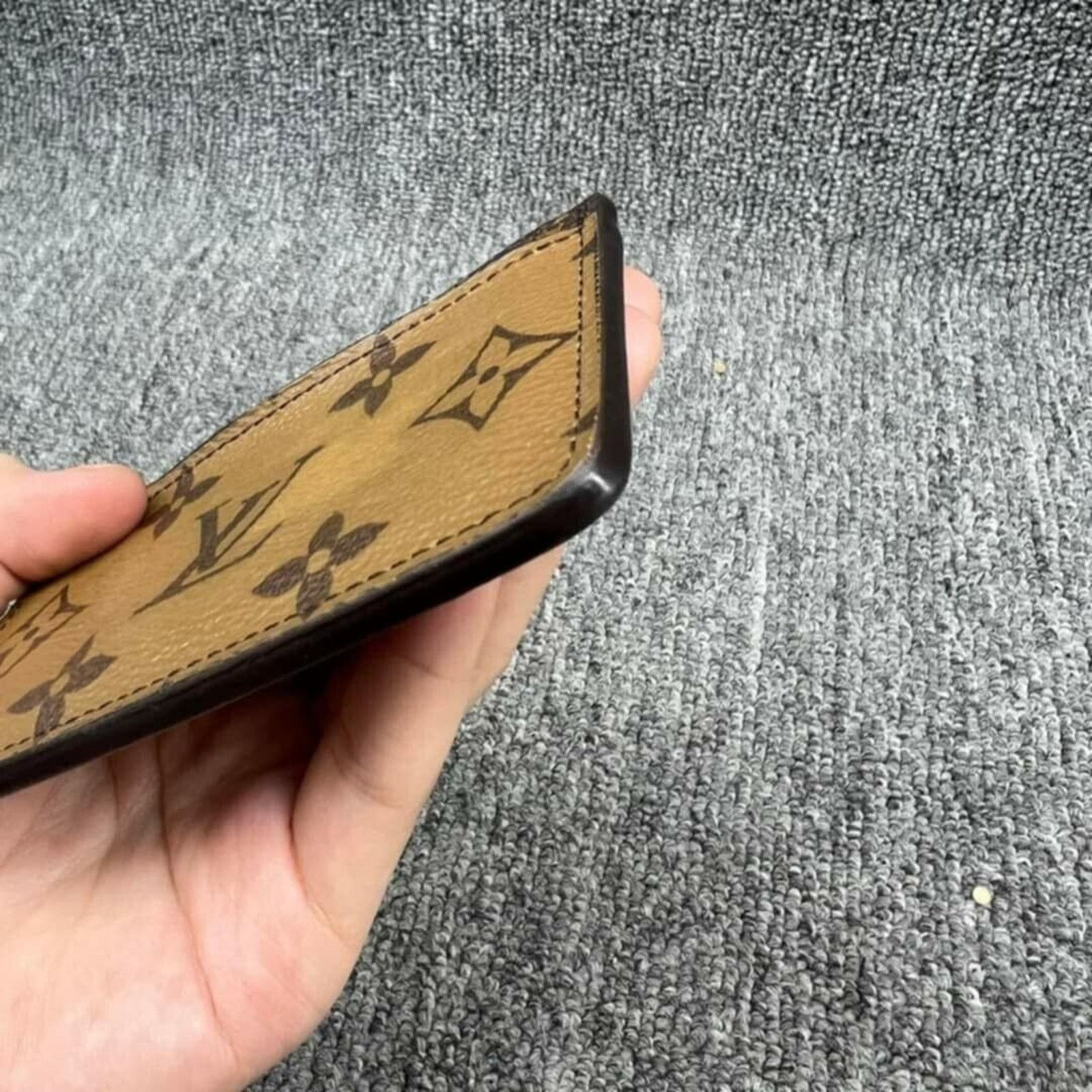 Louis Vuitton 100% Authentic Louis Vuitton Leather Card Case 178-101924 Size ONE SIZE - 7 Thumbnail