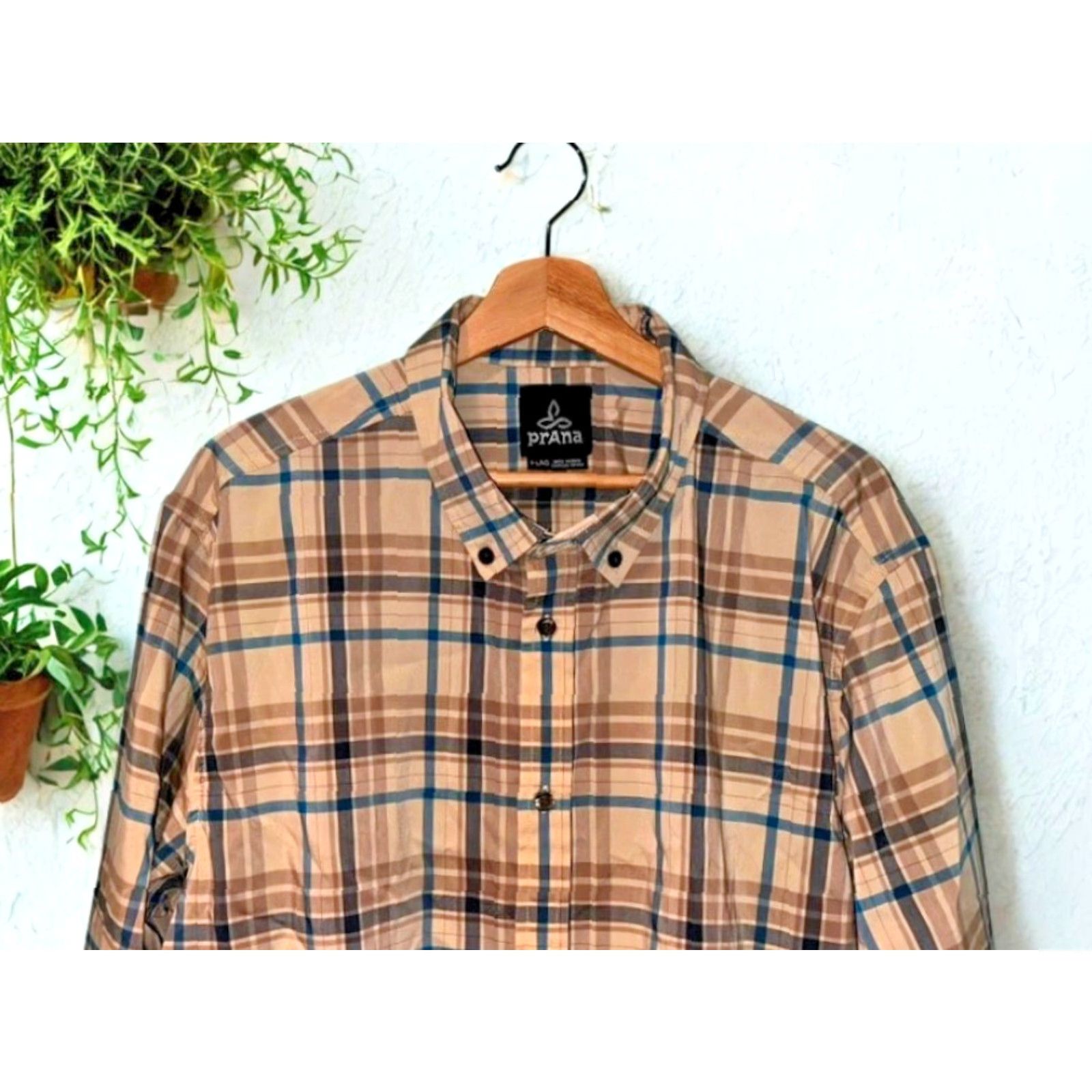 Prana prAna Men’s Plaid Shirt XL Button-Down Long Sleeve Casual Collared Tan Brown Blue Multicolor Cotton Blend Casual Shirt Mens XL Size US XL / EU 56 / 4 - 2 Thumbnail