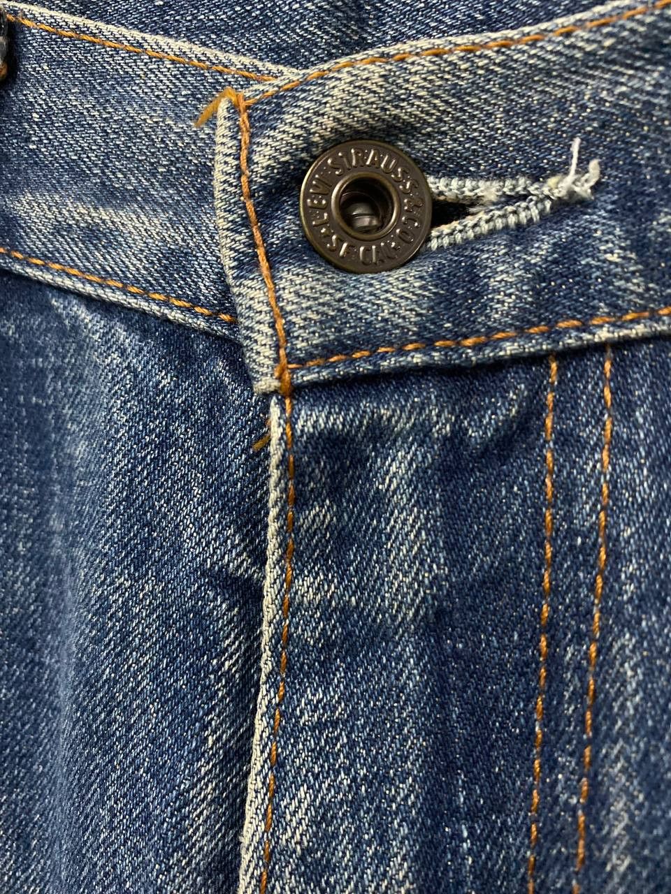 vintage levis 504 very nice design denim
