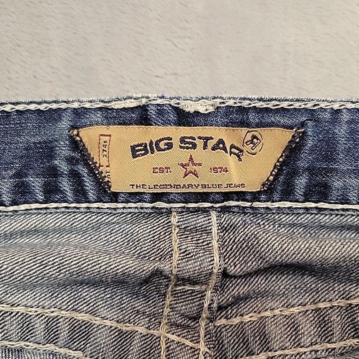 Denime VINTAGE Big Star Jeans Men 33L Faded Whiskered Blue Denim Thick Stitch Pioneer Boot Cut Jeans Mens 90s USA American(Blue) Size US 33 - 6 Thumbnail
