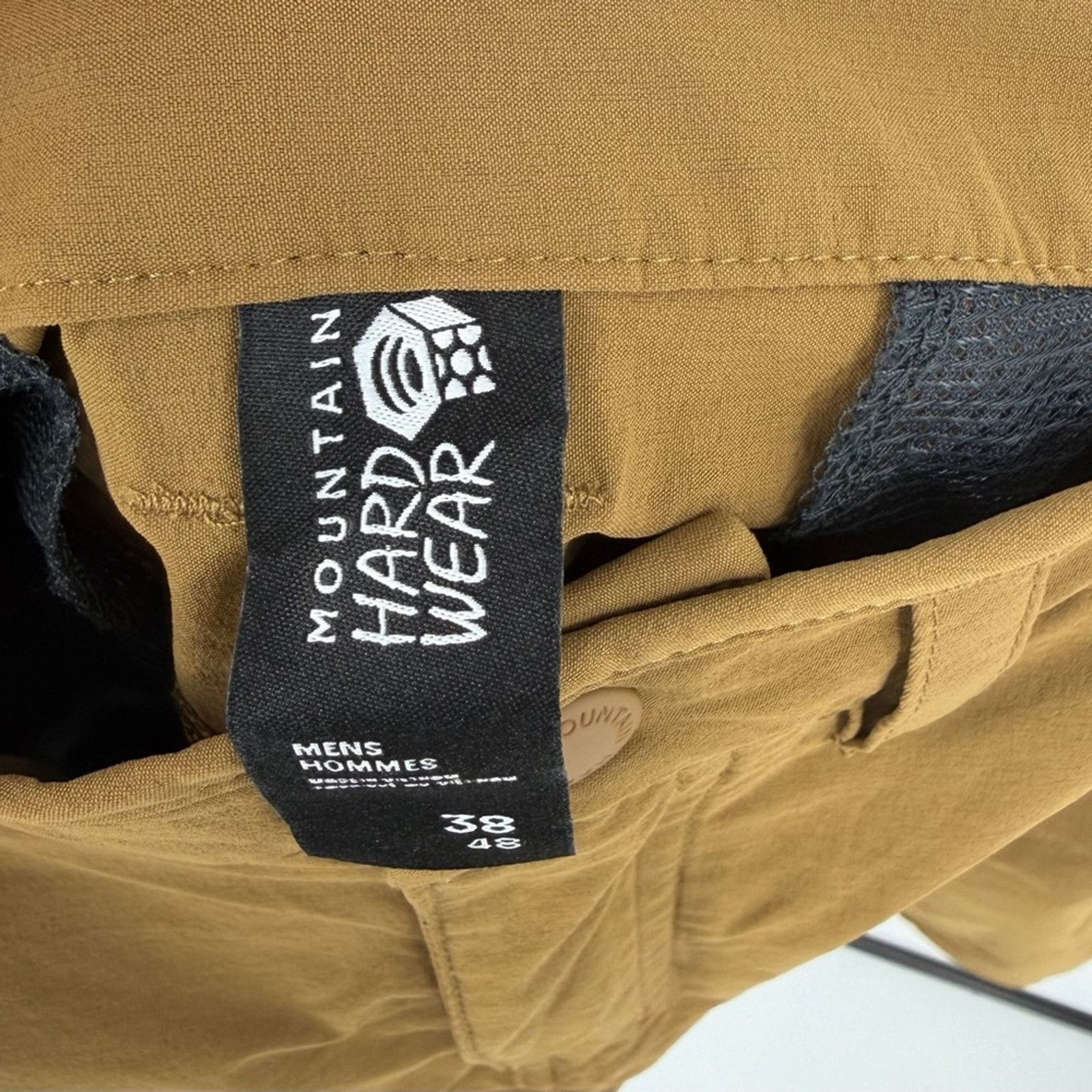 Mountain Hardwear Mountain Hardware men’s long basin trek 6” brown short sz 38 Size US 38 / EU 54 - 2 Thumbnail